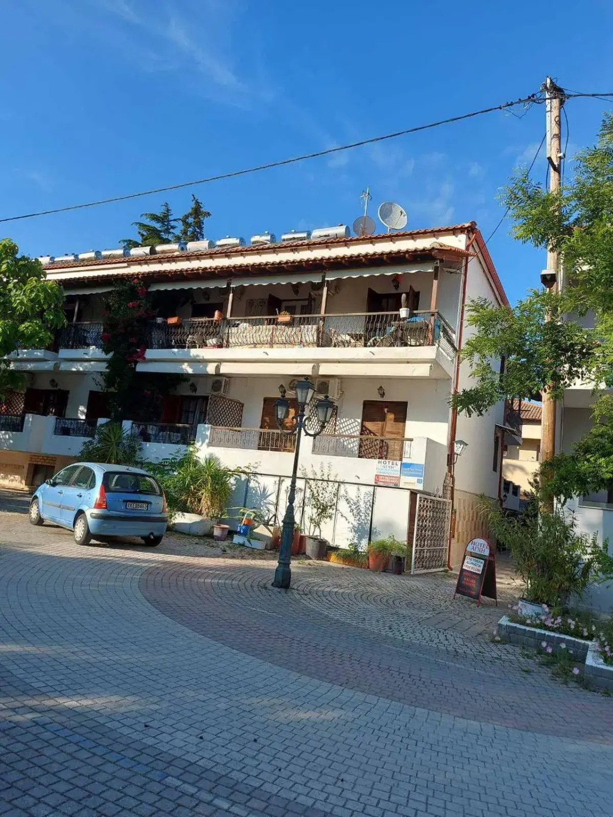 HOTEL AGNI -ENOIKIAZOMENA DIAMERIZMATA HOTEL AGNI -ENOIKIAZOMENA DIAMERIZMATA