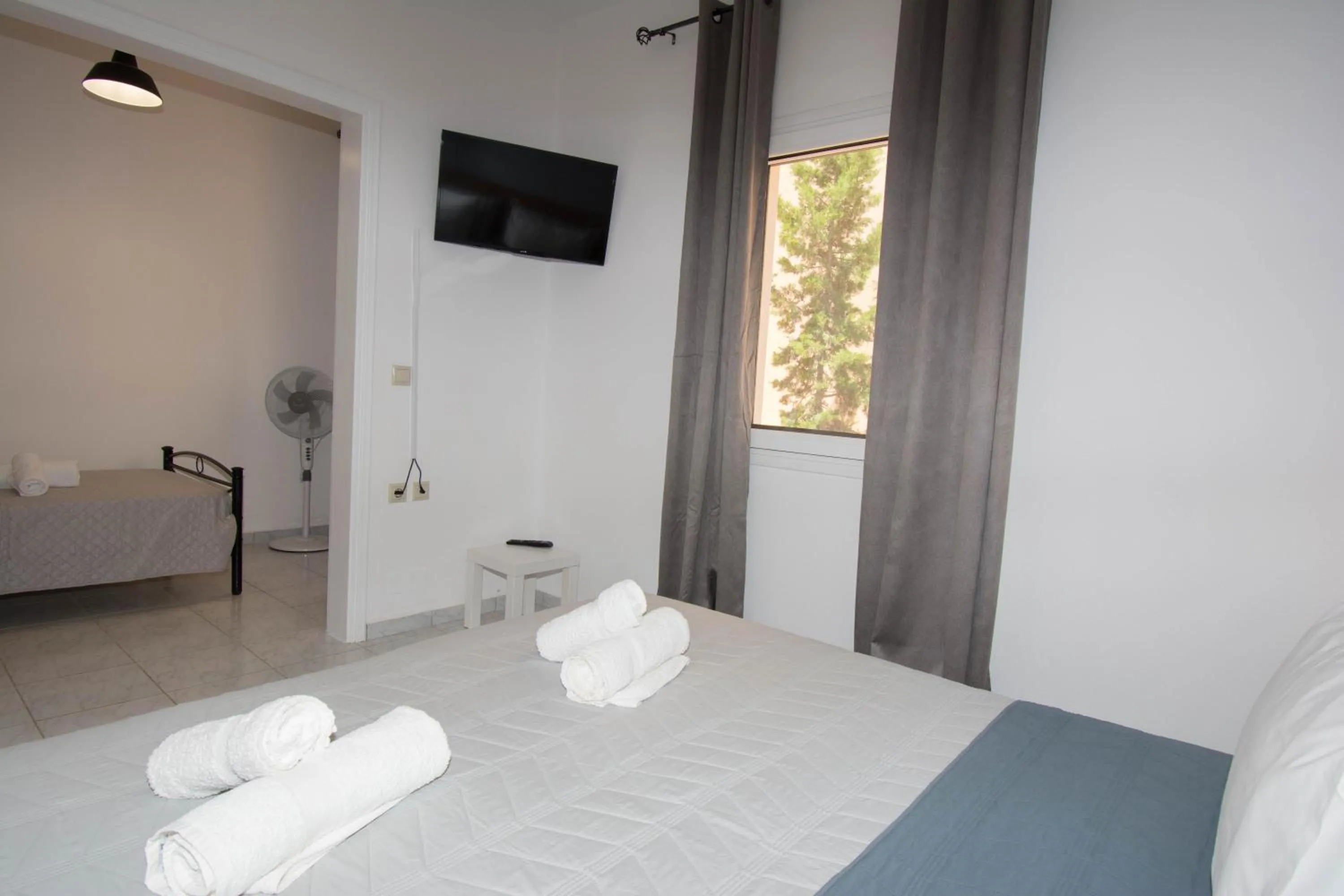 Bed in Jasmine Suites "By Checkin"