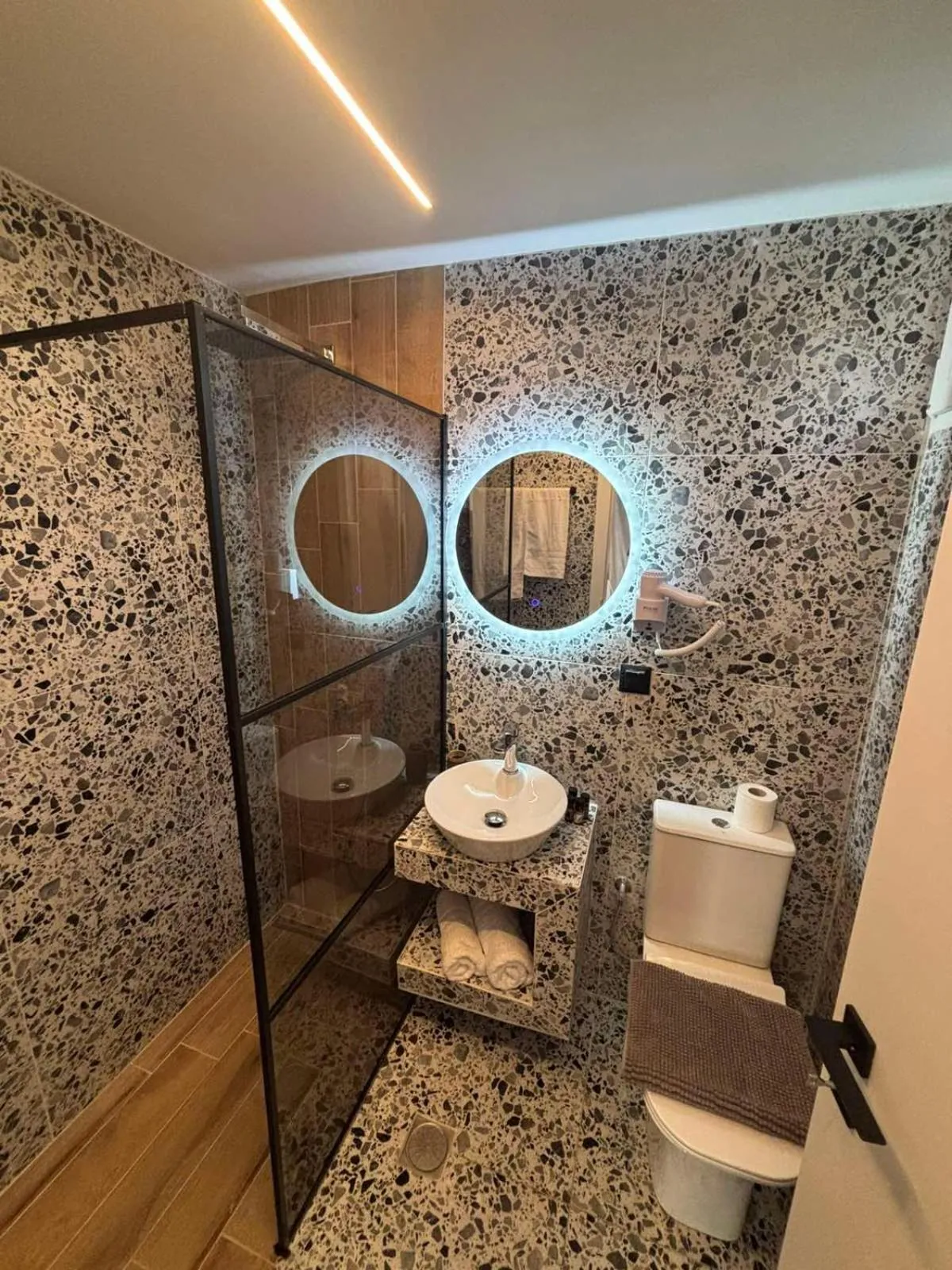 Jasmine Suites "By Checkin"