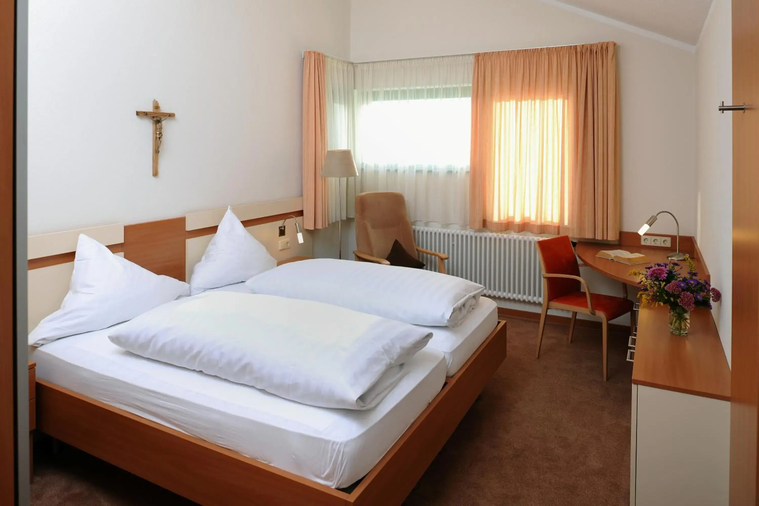 Double Room with Private Bathroom in Haus Maria Lindenberg Double Room with Private Bathroom in Haus Maria Lindenberg