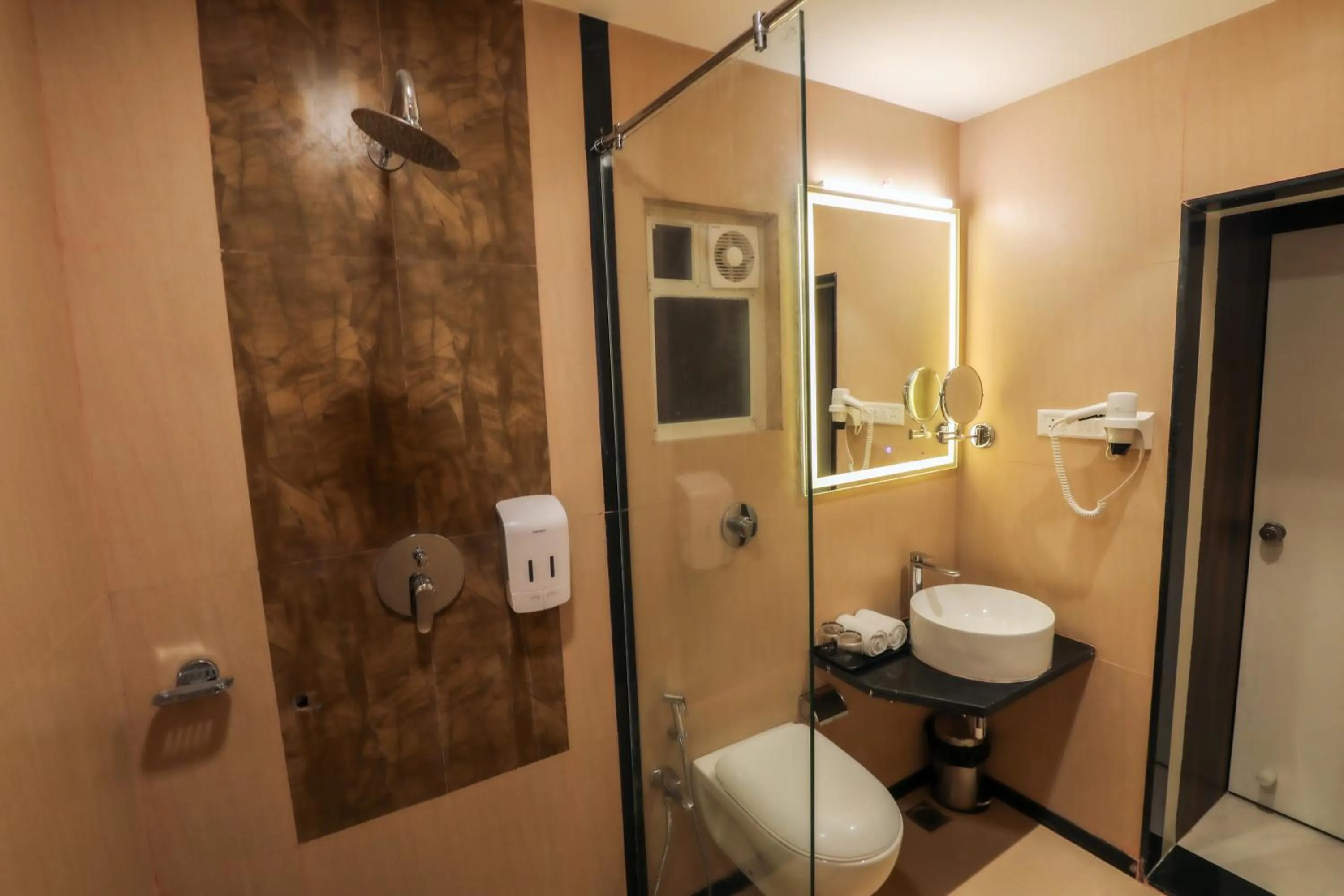 Bathroom in Spree Hotel Aurangabad