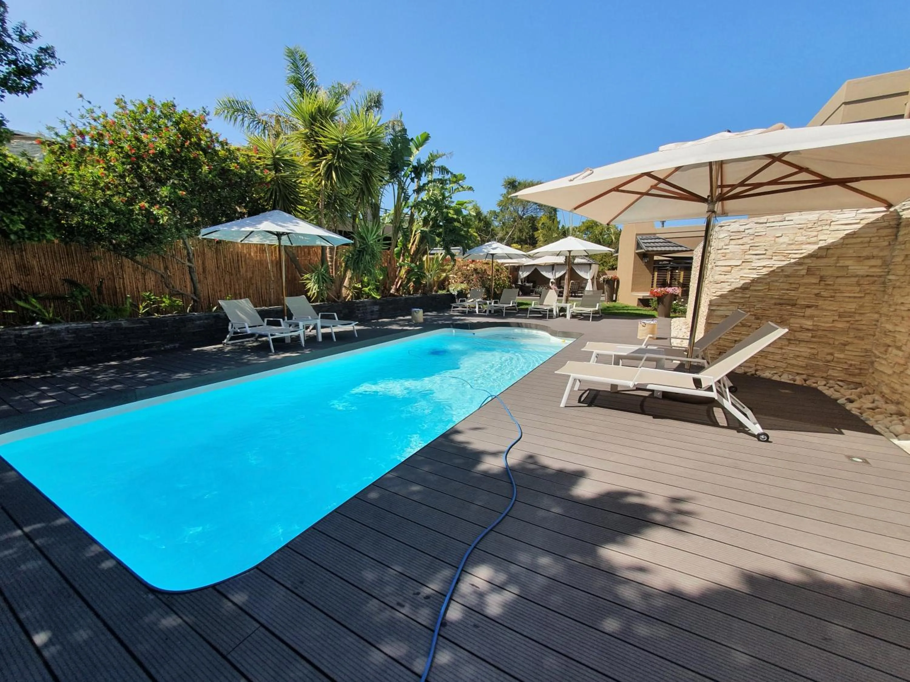 Swimming pool in SW1 Lodge