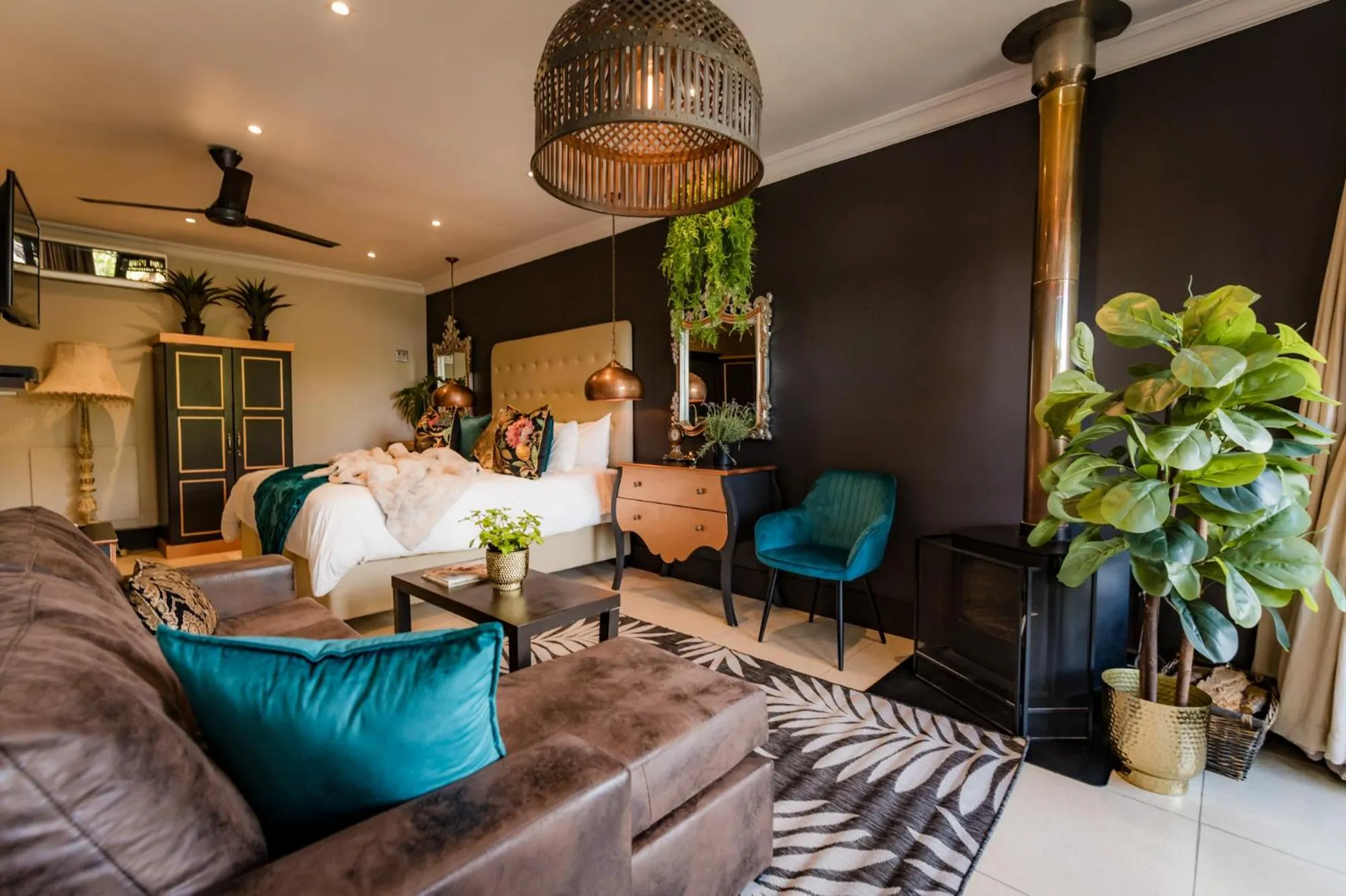 Seating area in SW1 Lodge