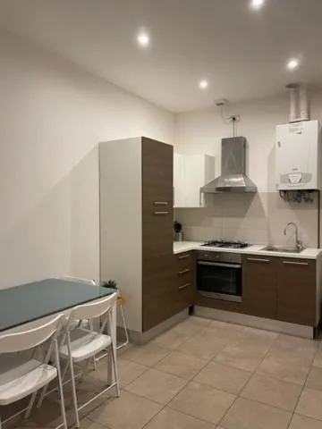 kitchen in Easy Milano - Rooms and Apartments Navigli