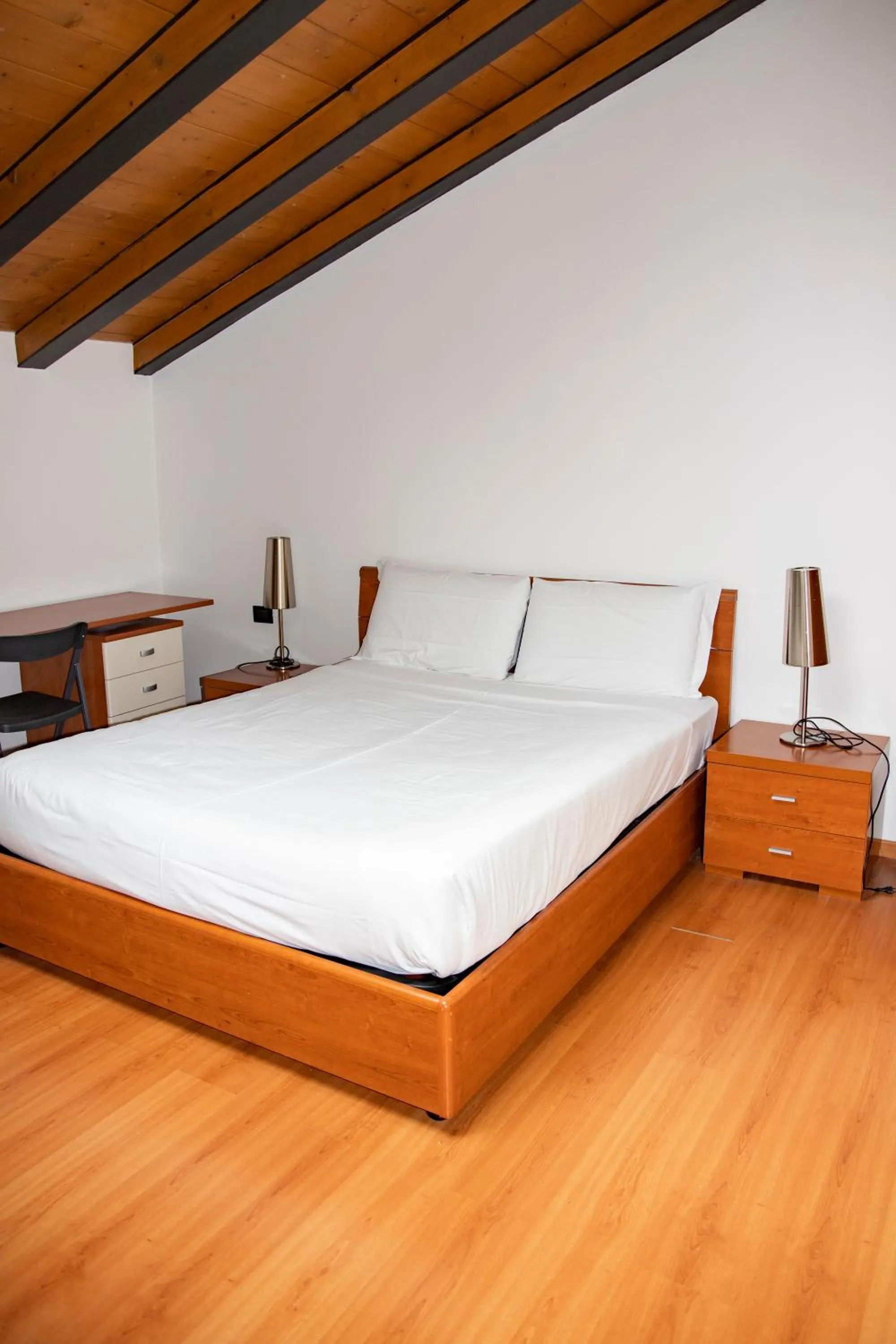 Bed in Easy Milano - Rooms and Apartments Navigli