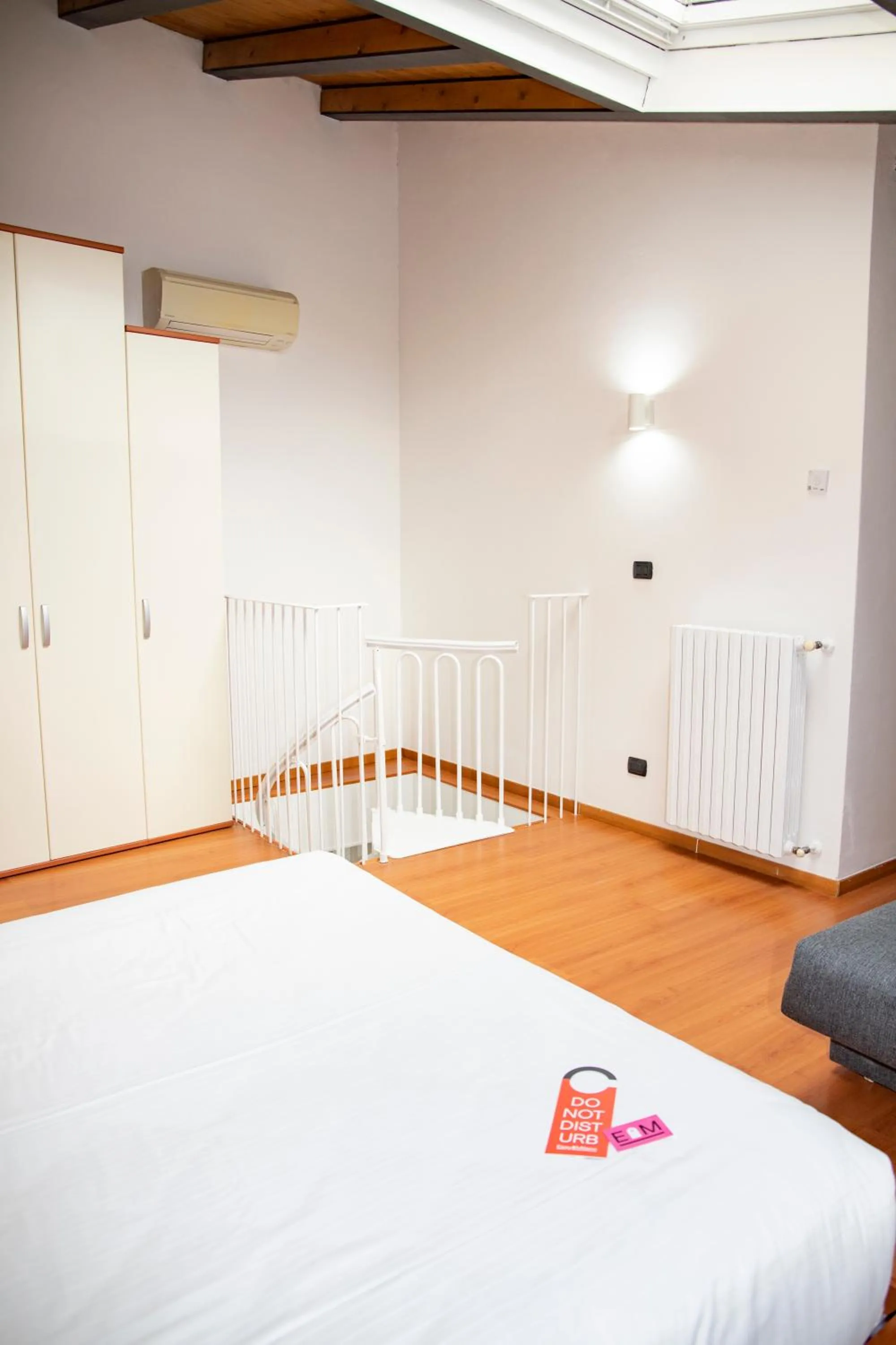 Bed in Easy Milano - Rooms and Apartments Navigli