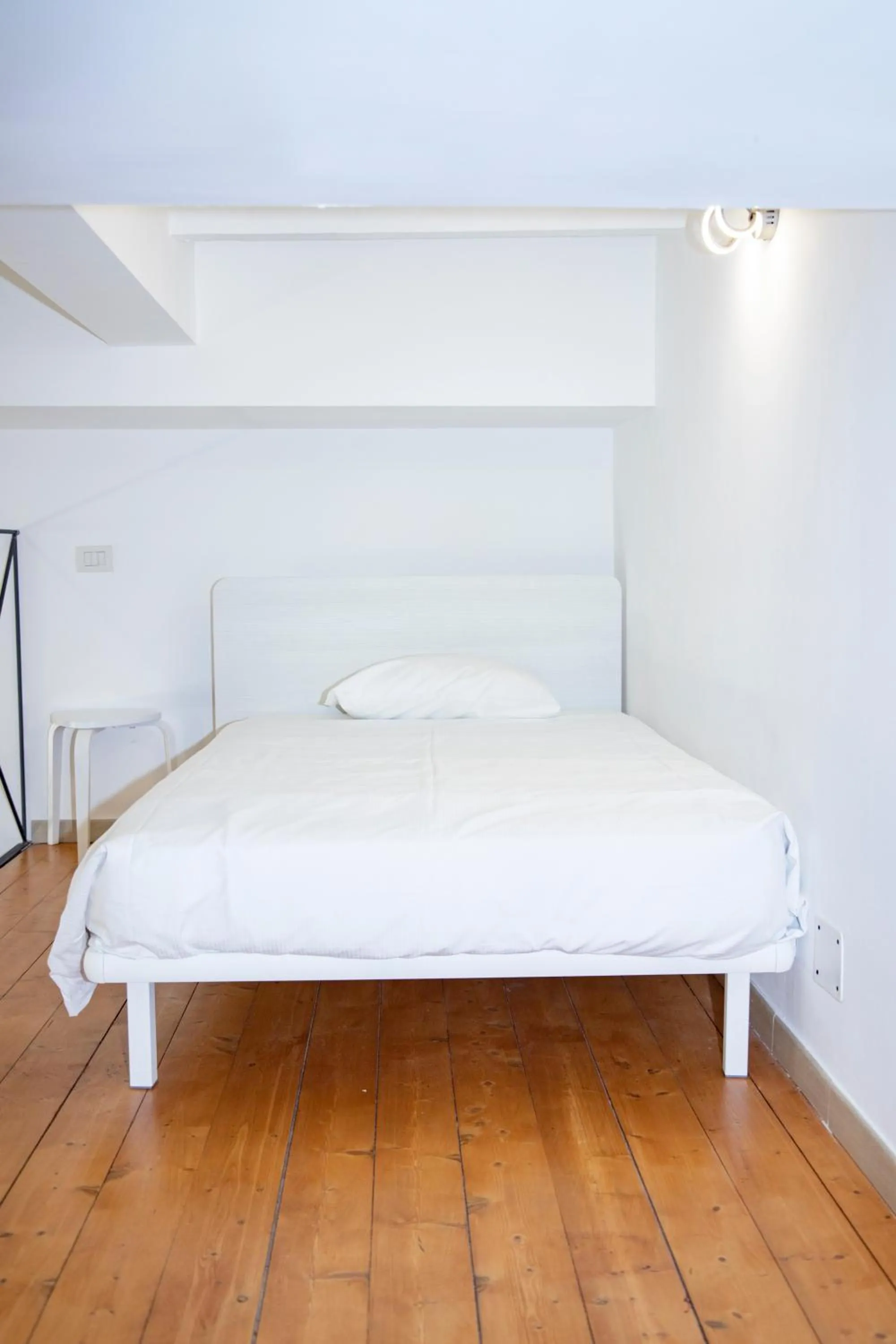 Bed in Easy Milano - Rooms and Apartments Navigli