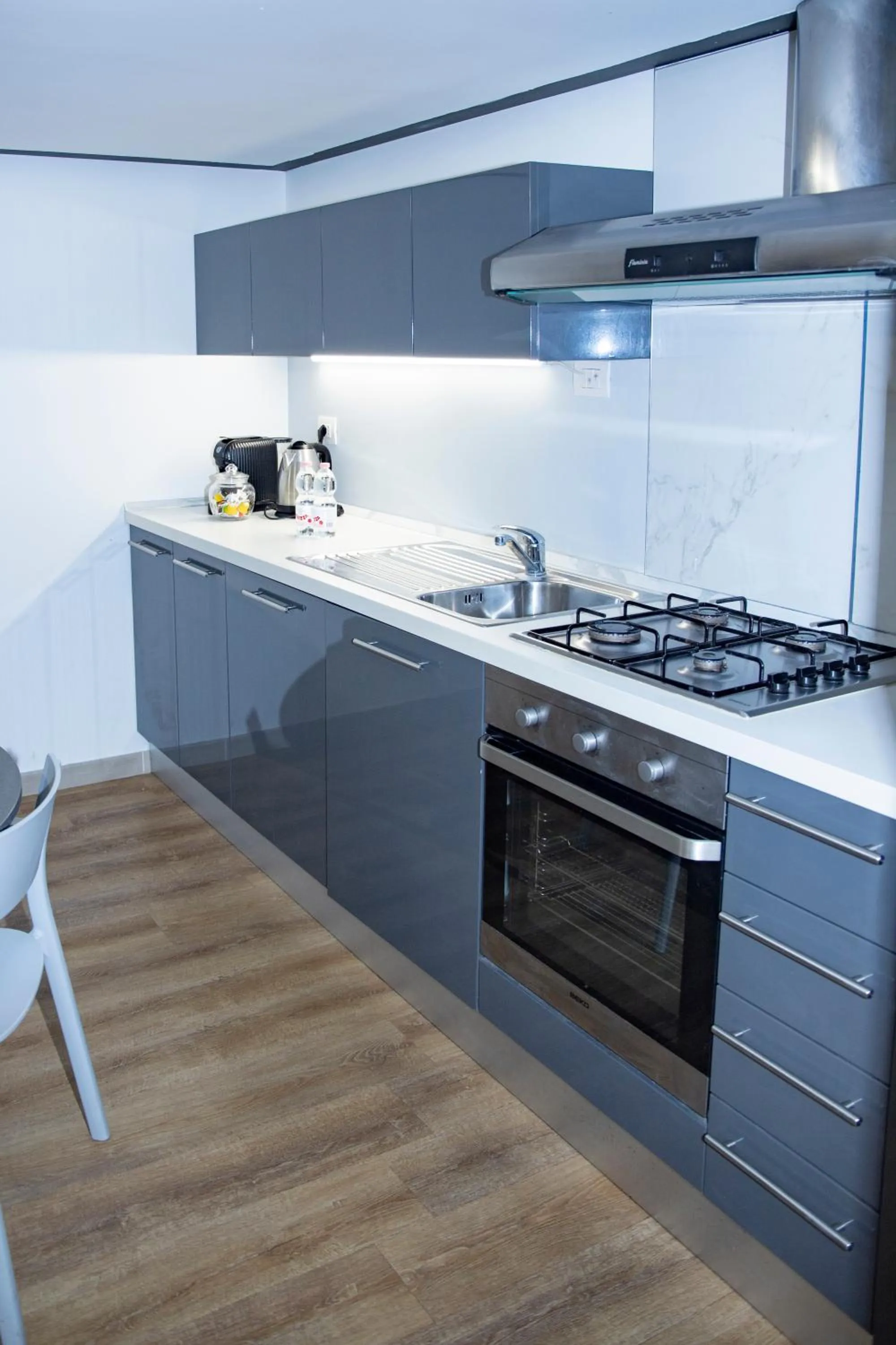 Kitchen or kitchenette in Easy Milano - Rooms and Apartments Navigli