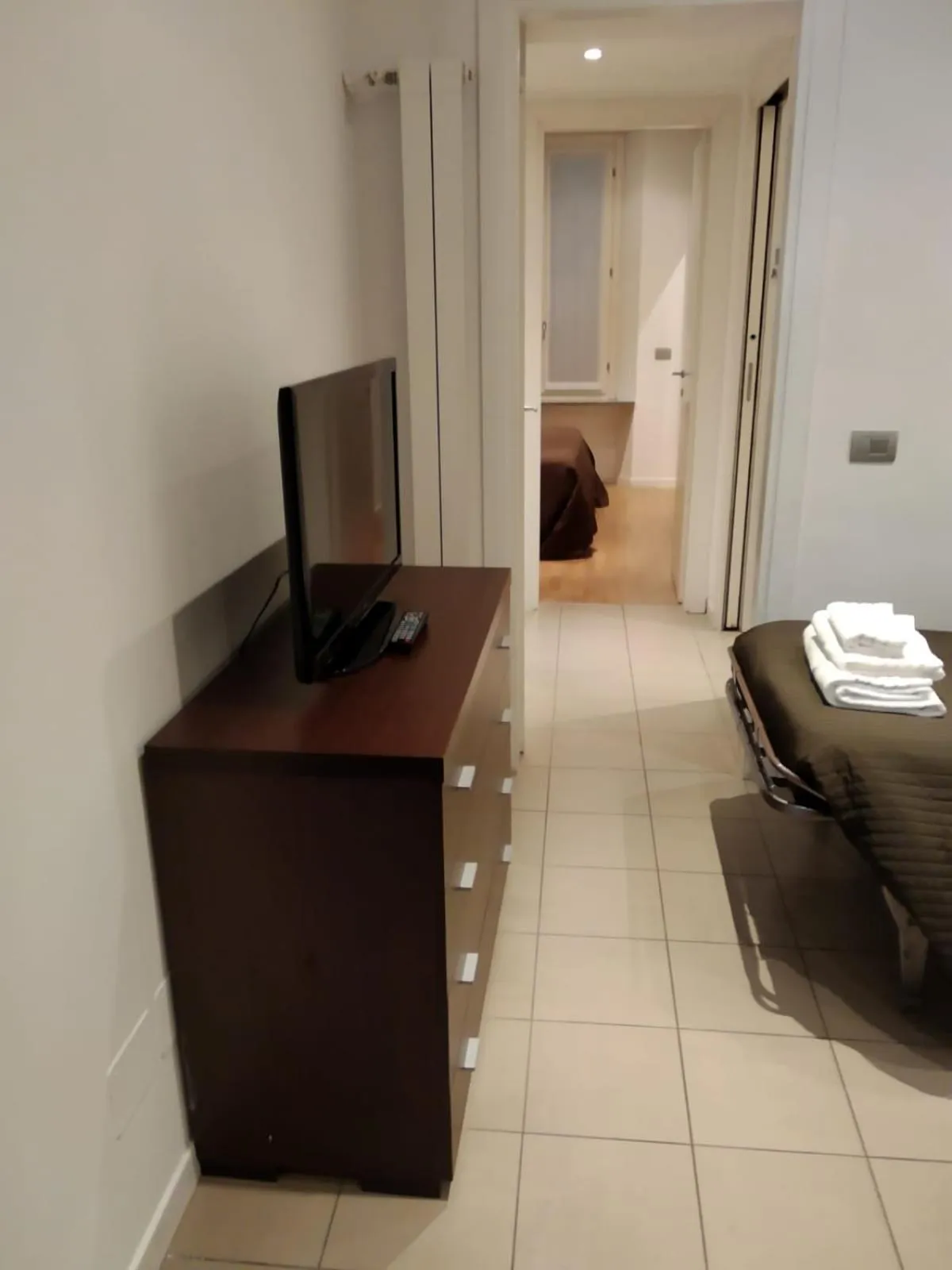 TV and multimedia in Easy Milano - Rooms and Apartments Navigli
