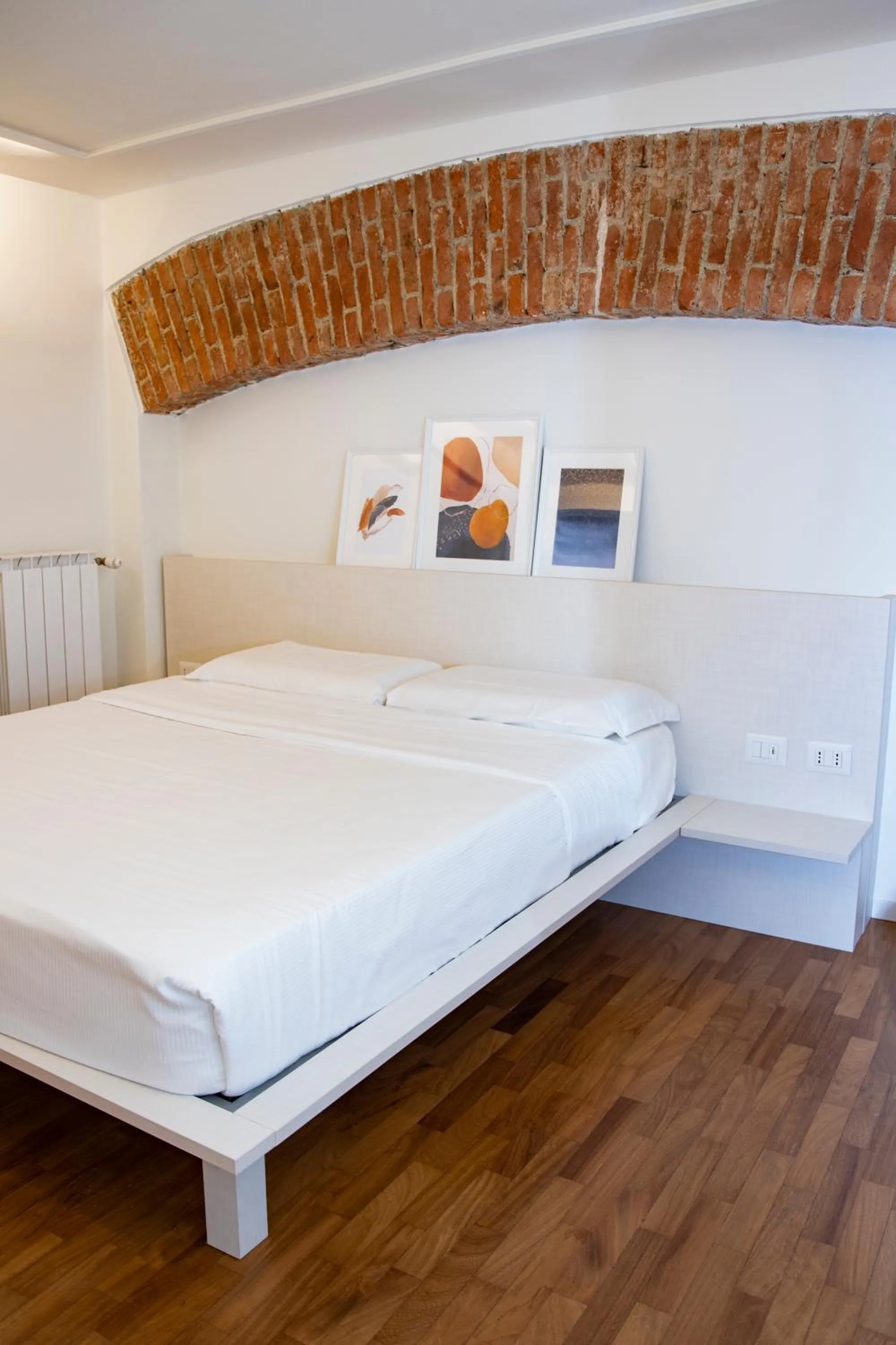 Bed in Easy Milano - Rooms and Apartments Navigli