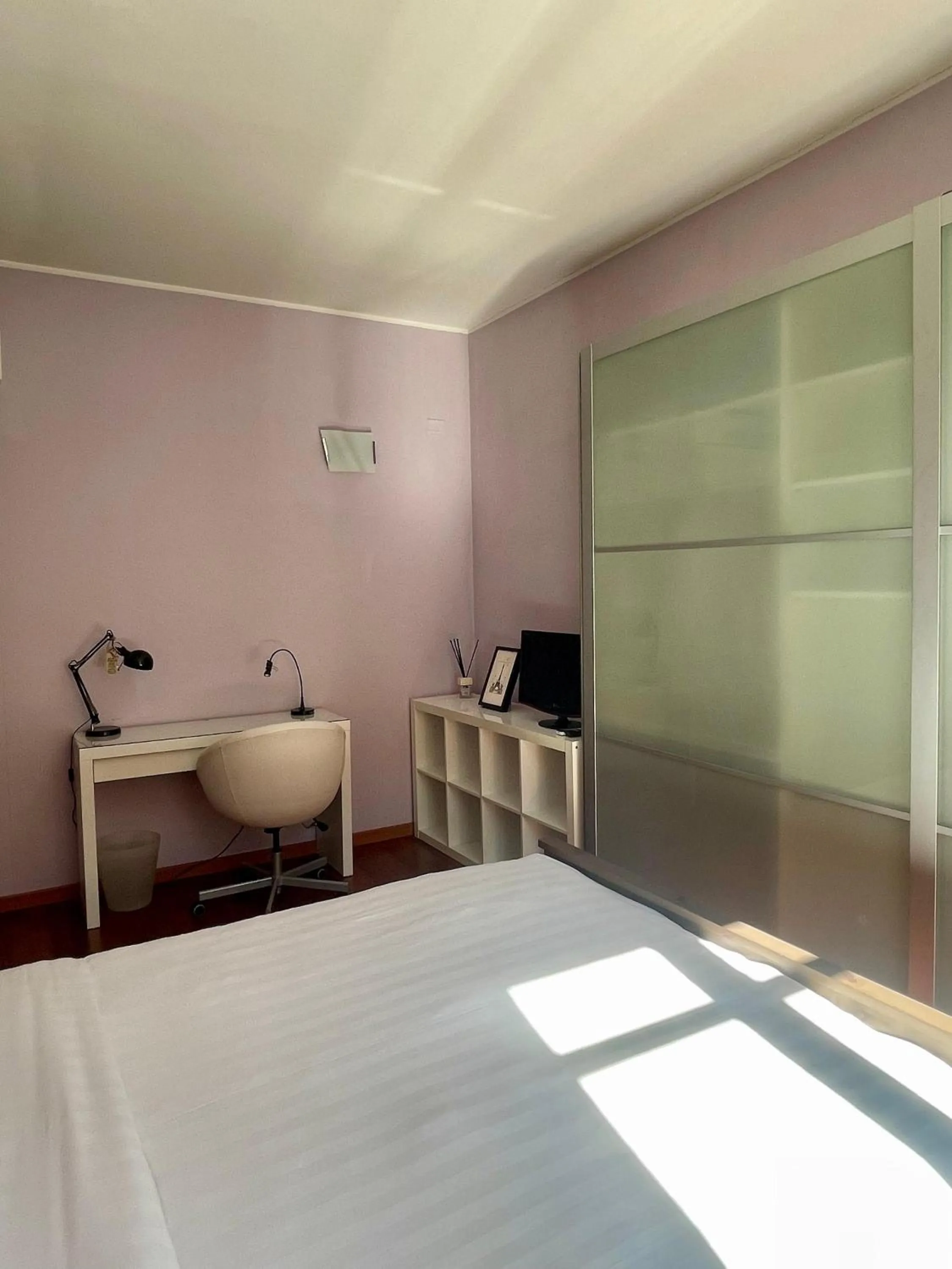 Bed in Easy Milano - Rooms and Apartments Navigli