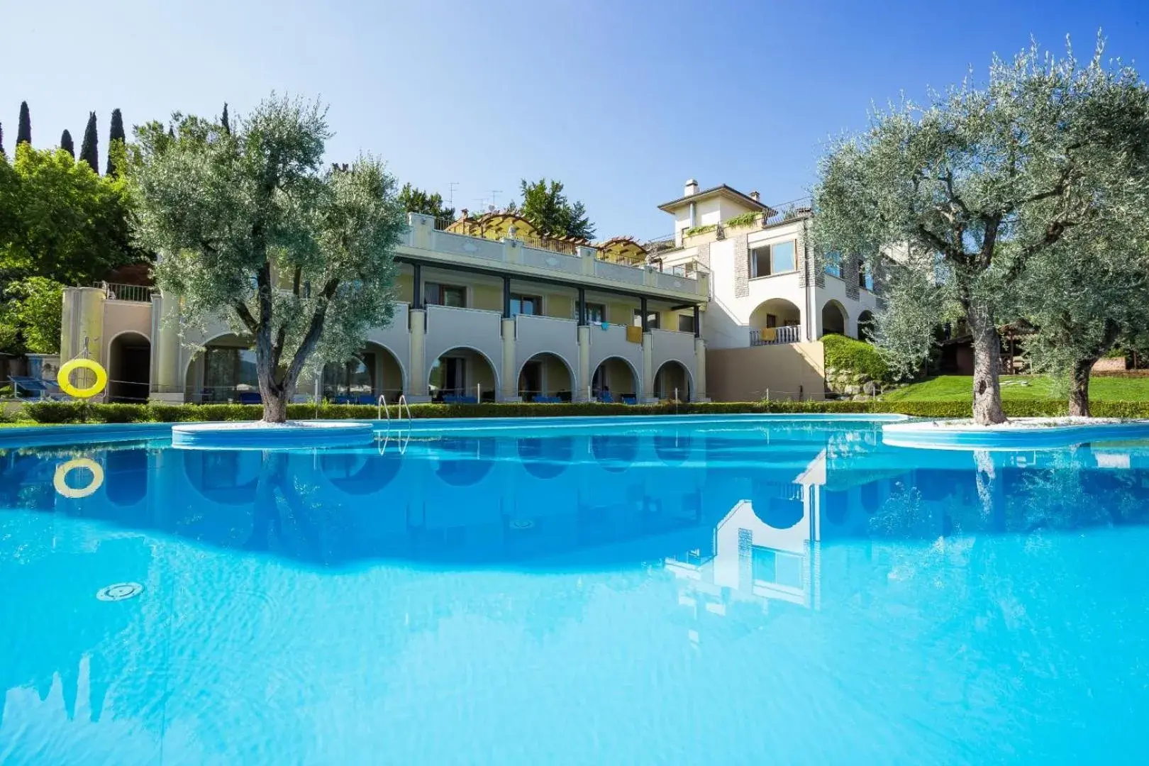 Swimming Pool in Hotel Porta Del Sole