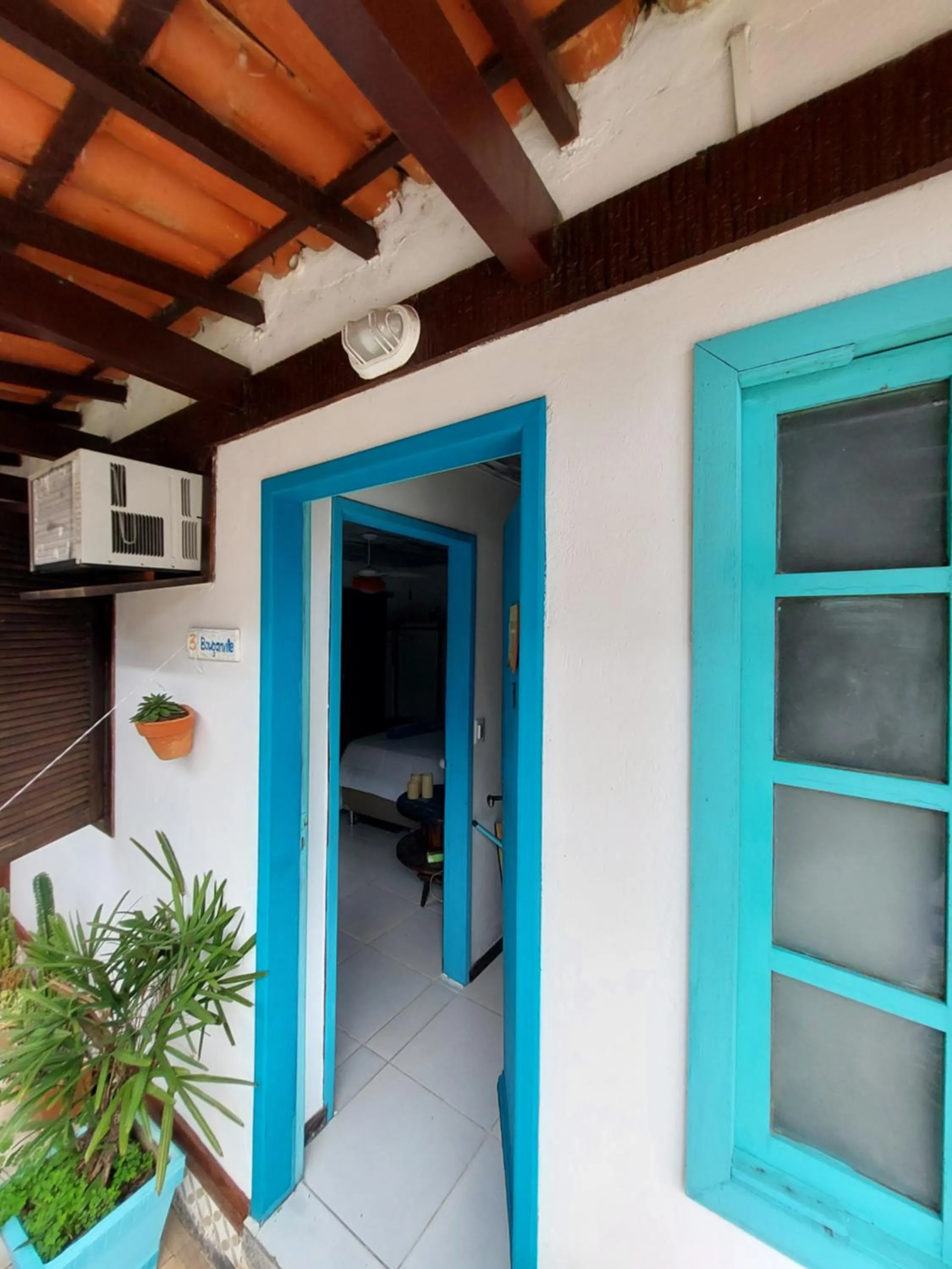 Facade/entrance in Gambá Casa Boutique