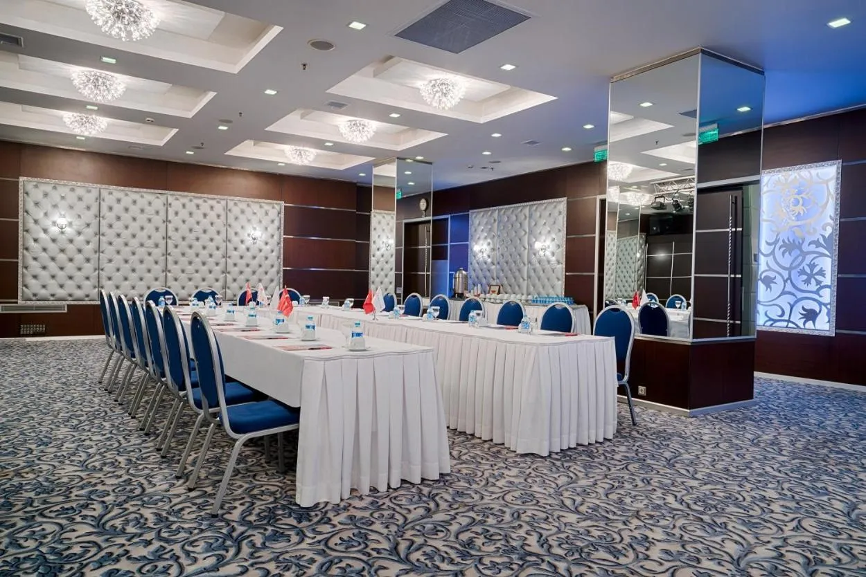 Meeting/conference room in Ramada by Wyndham Ankara