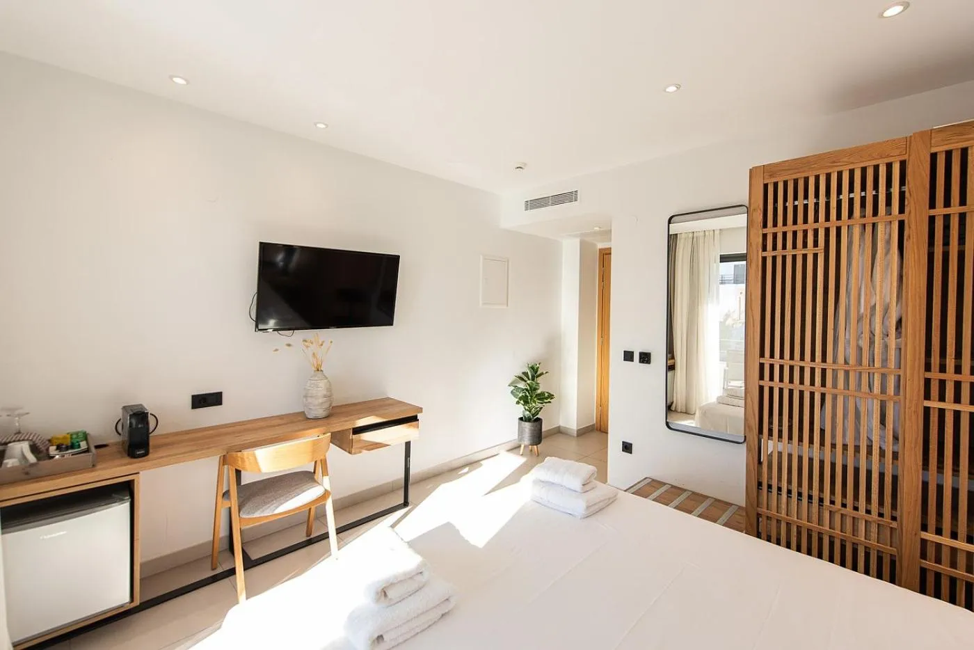 Bed in Mediterranean Dream