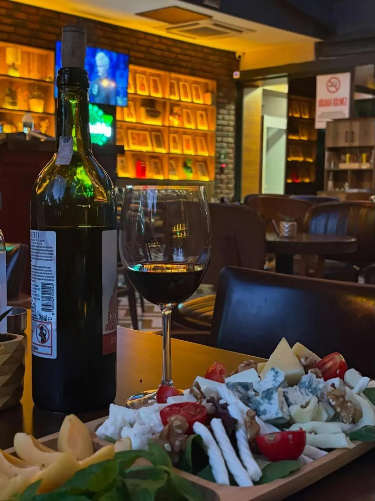 Restaurant/places to eat in CK Farabi Hotel Restaurant/places to eat in CK Farabi Hotel