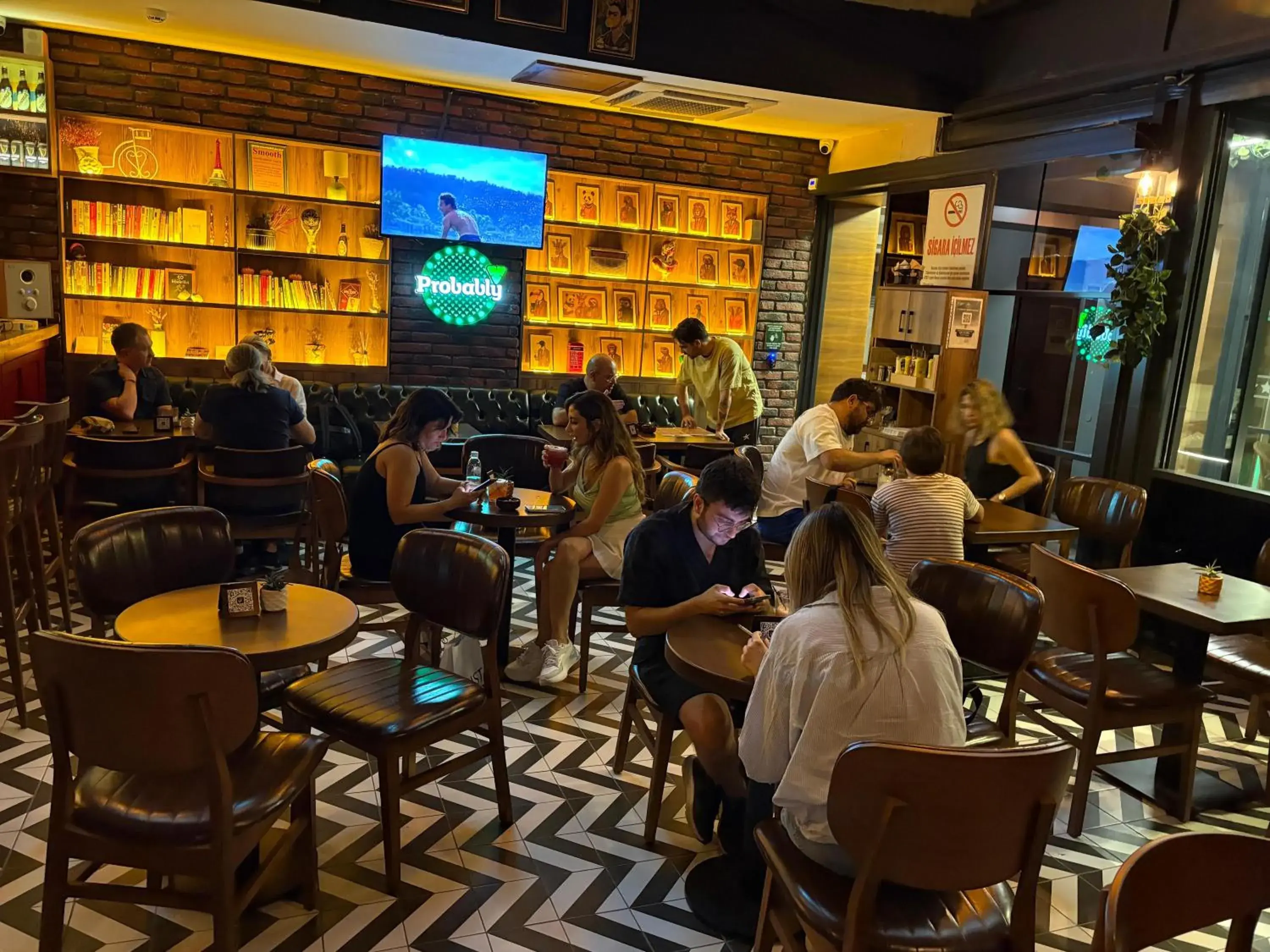 Restaurant/places to eat in CK Farabi Hotel Restaurant/places to eat in CK Farabi Hotel