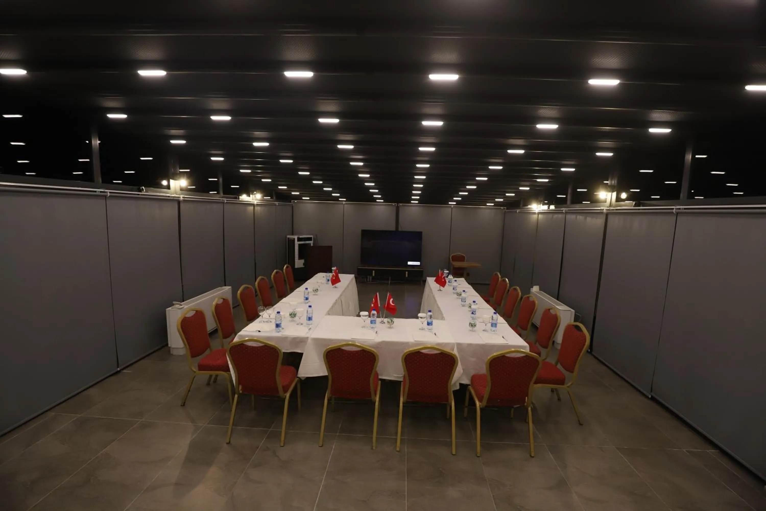 Meeting/conference room in CK Farabi Hotel