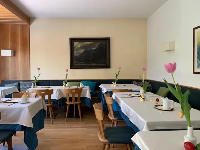 Breakfast in Hotel Zima