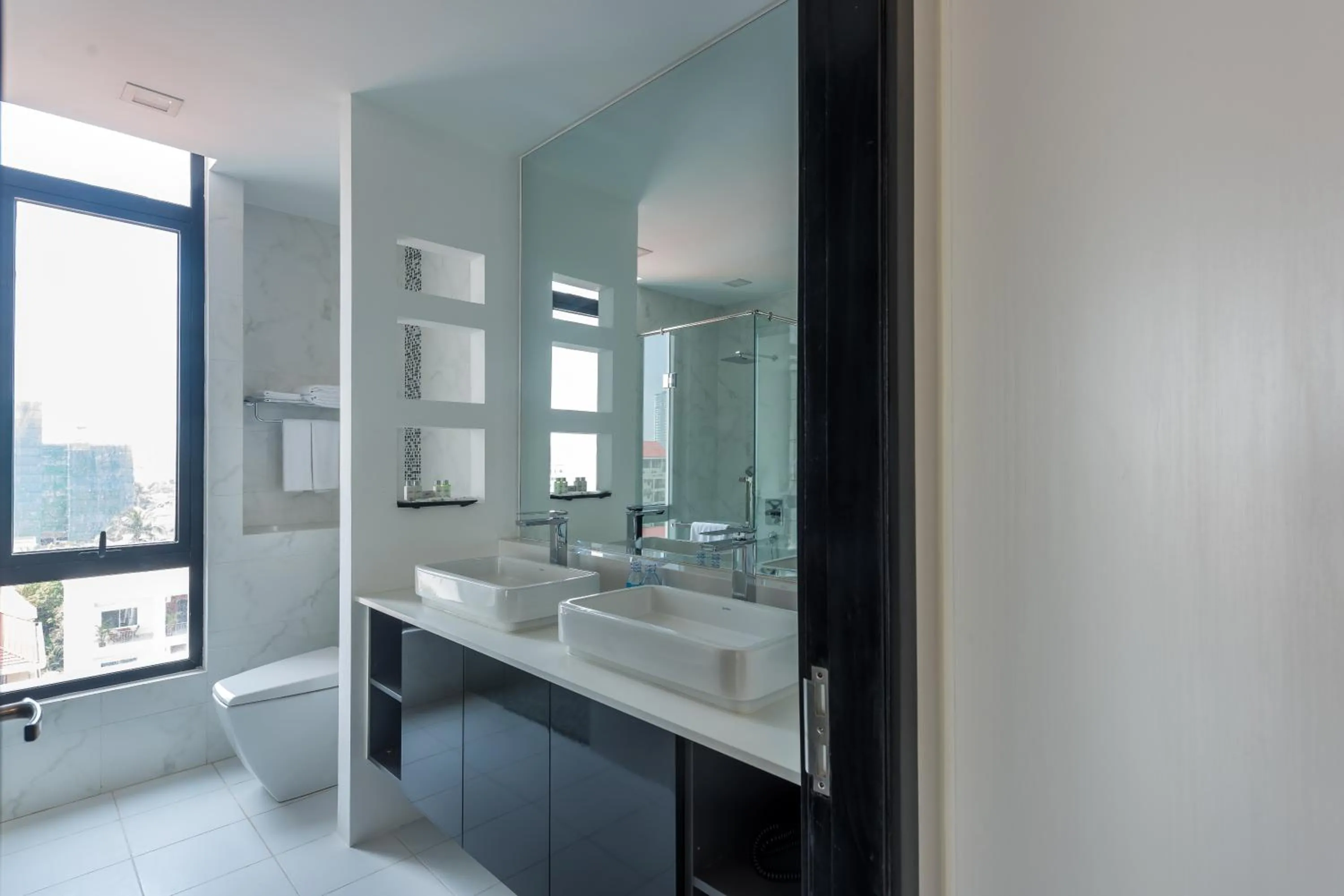 Toilet in Maline Exclusive Serviced Apartments