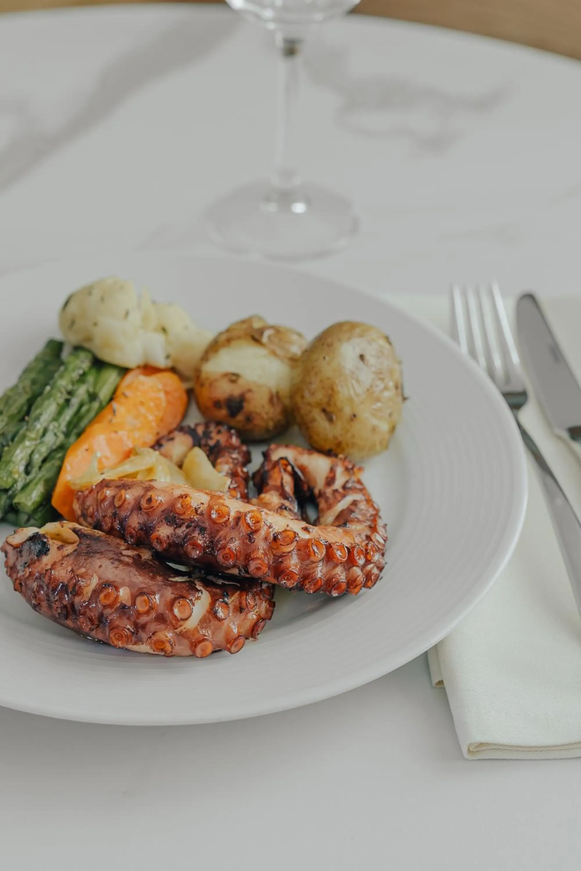 Restaurant/places to eat in Serpa Hotel