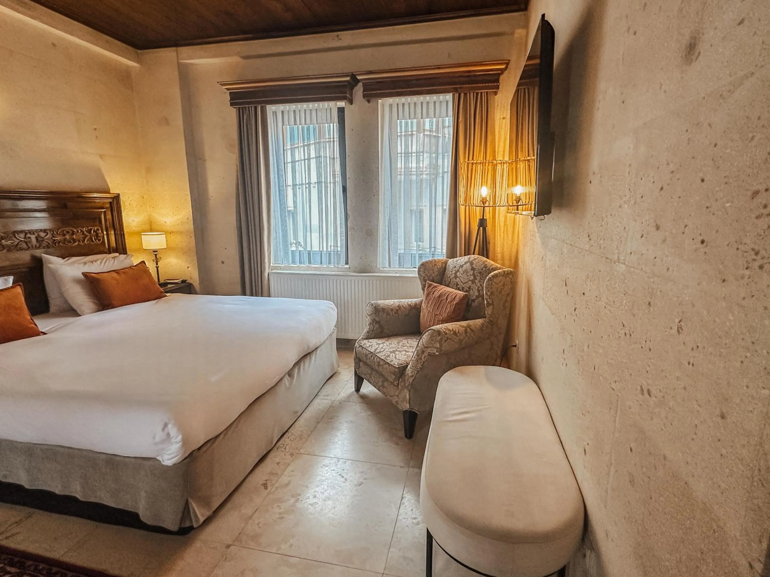 Bed in Osmanli Cappadocia Hotel