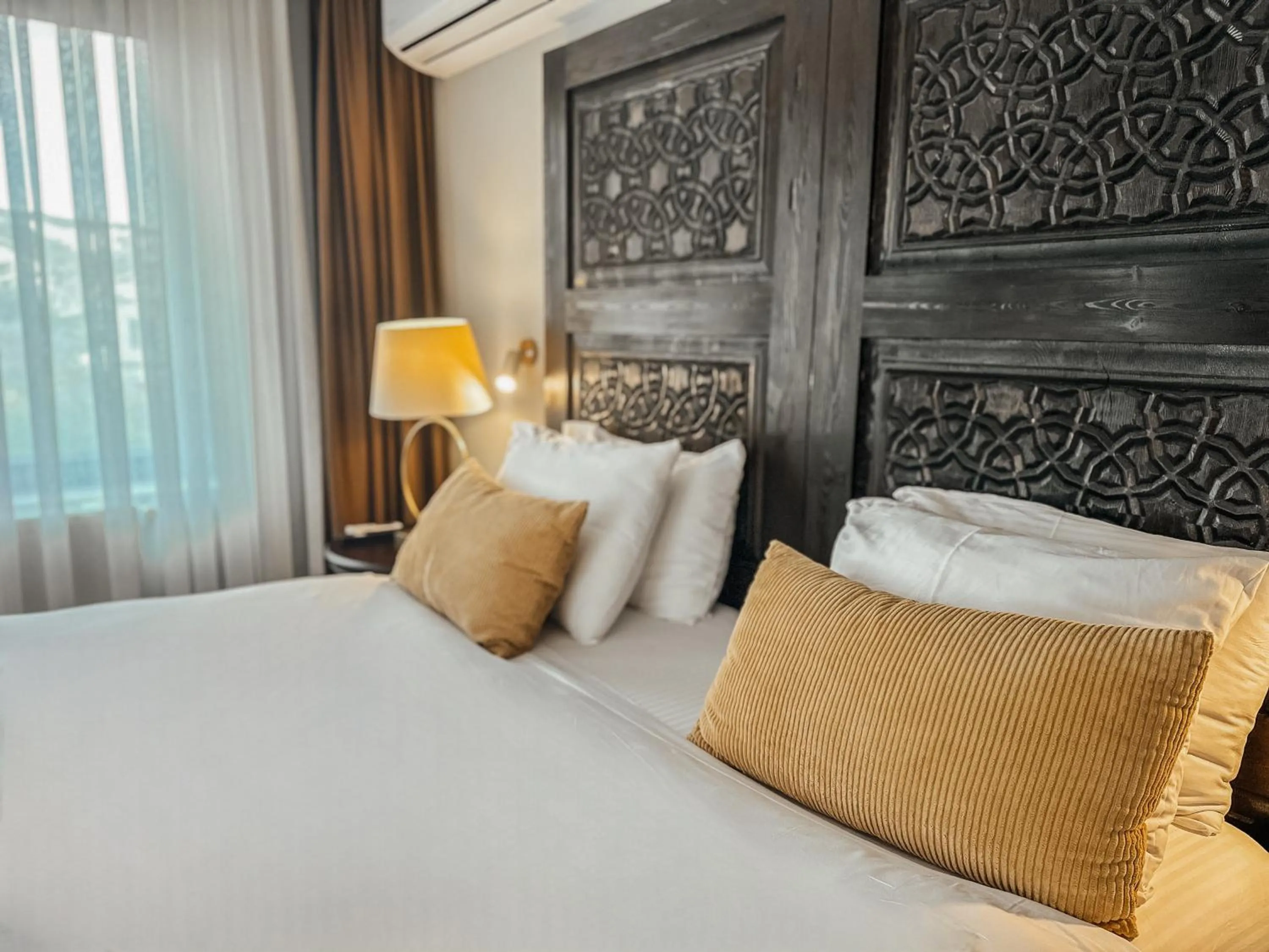 Bed in Osmanli Cappadocia Hotel