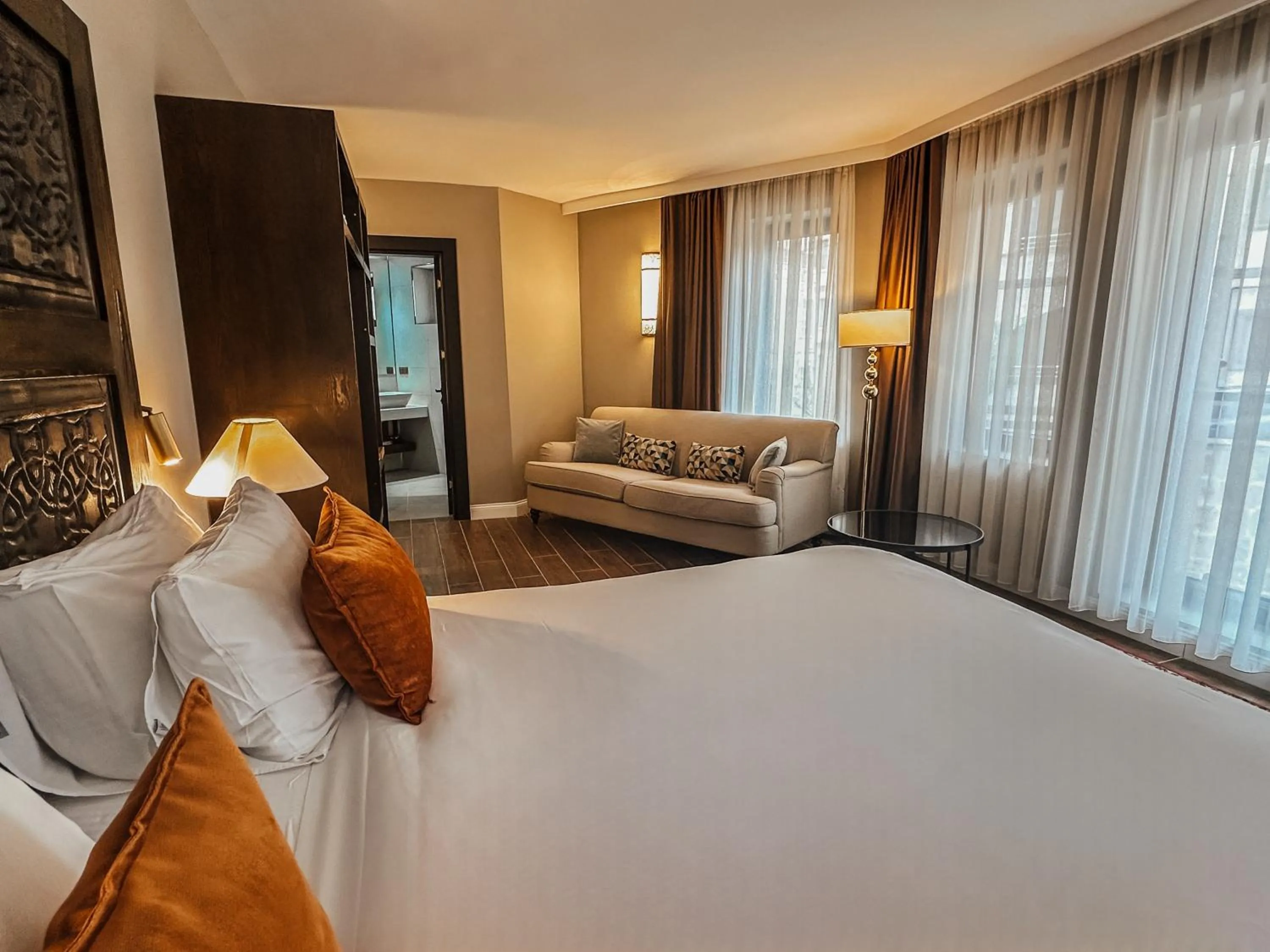 Bed in Osmanli Cappadocia Hotel