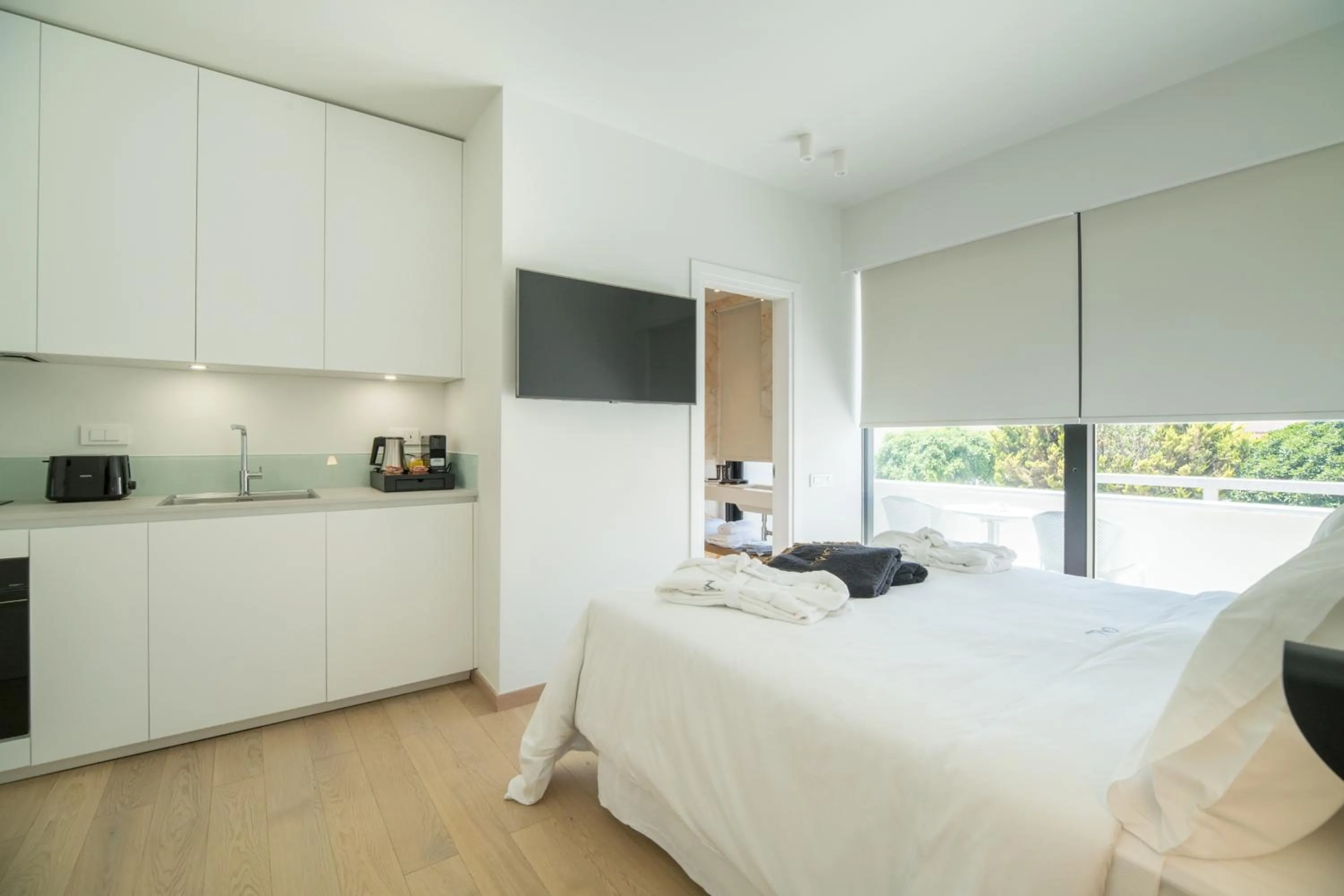 Bed in GM exclusive Luxury Suites & SPA