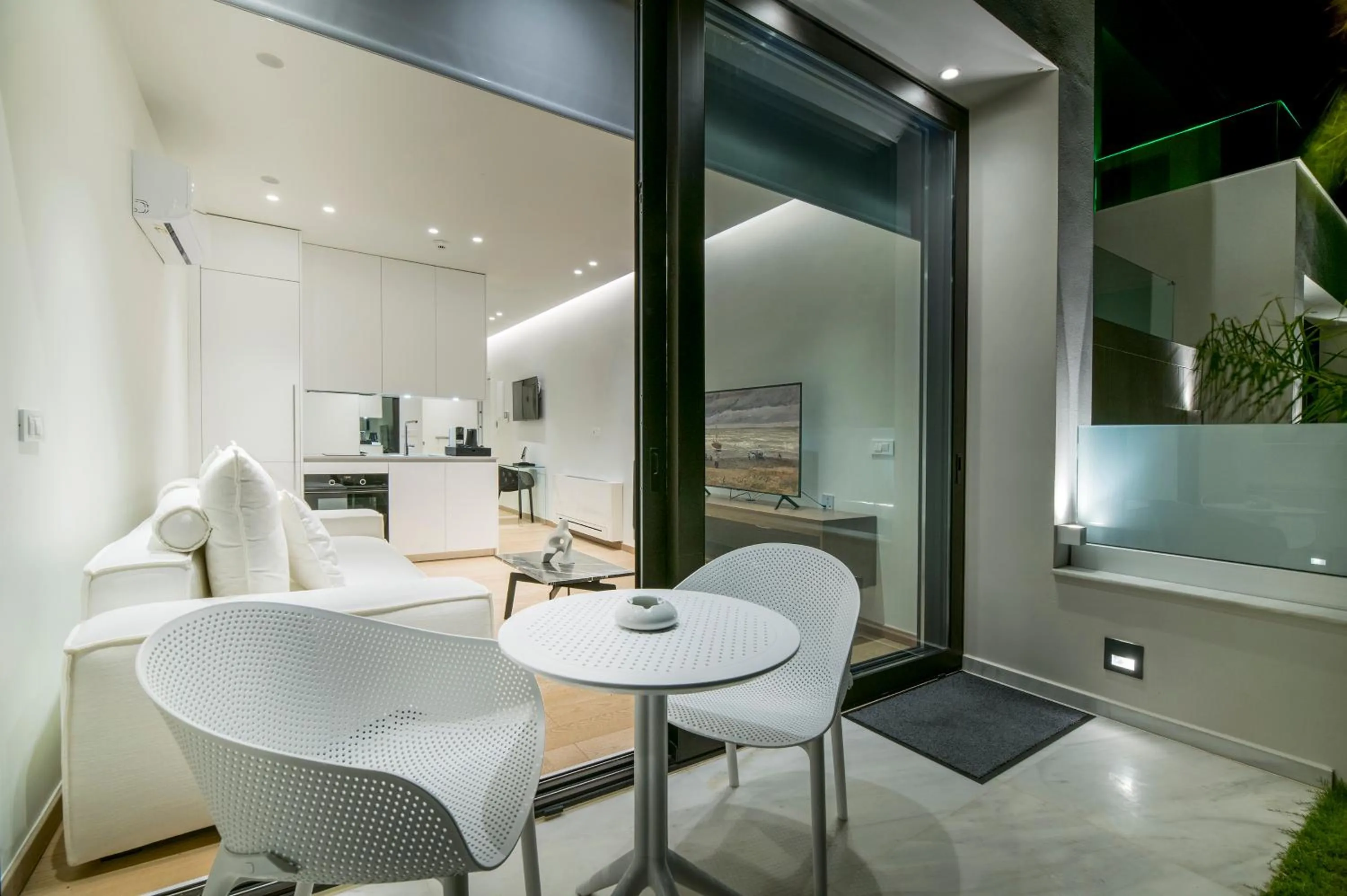 GM exclusive Luxury Suites & SPA