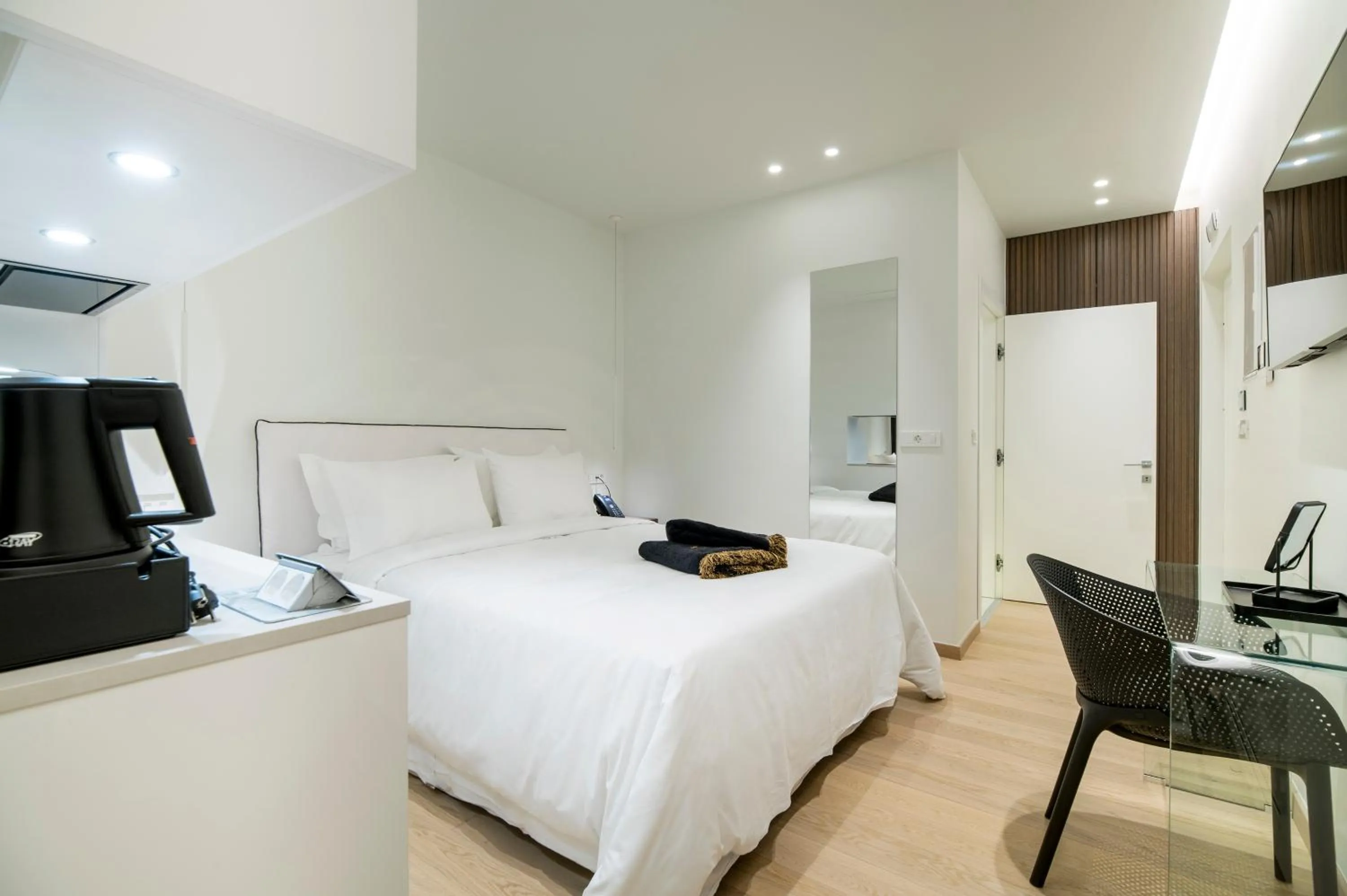 Bed in GM exclusive Luxury Suites & SPA