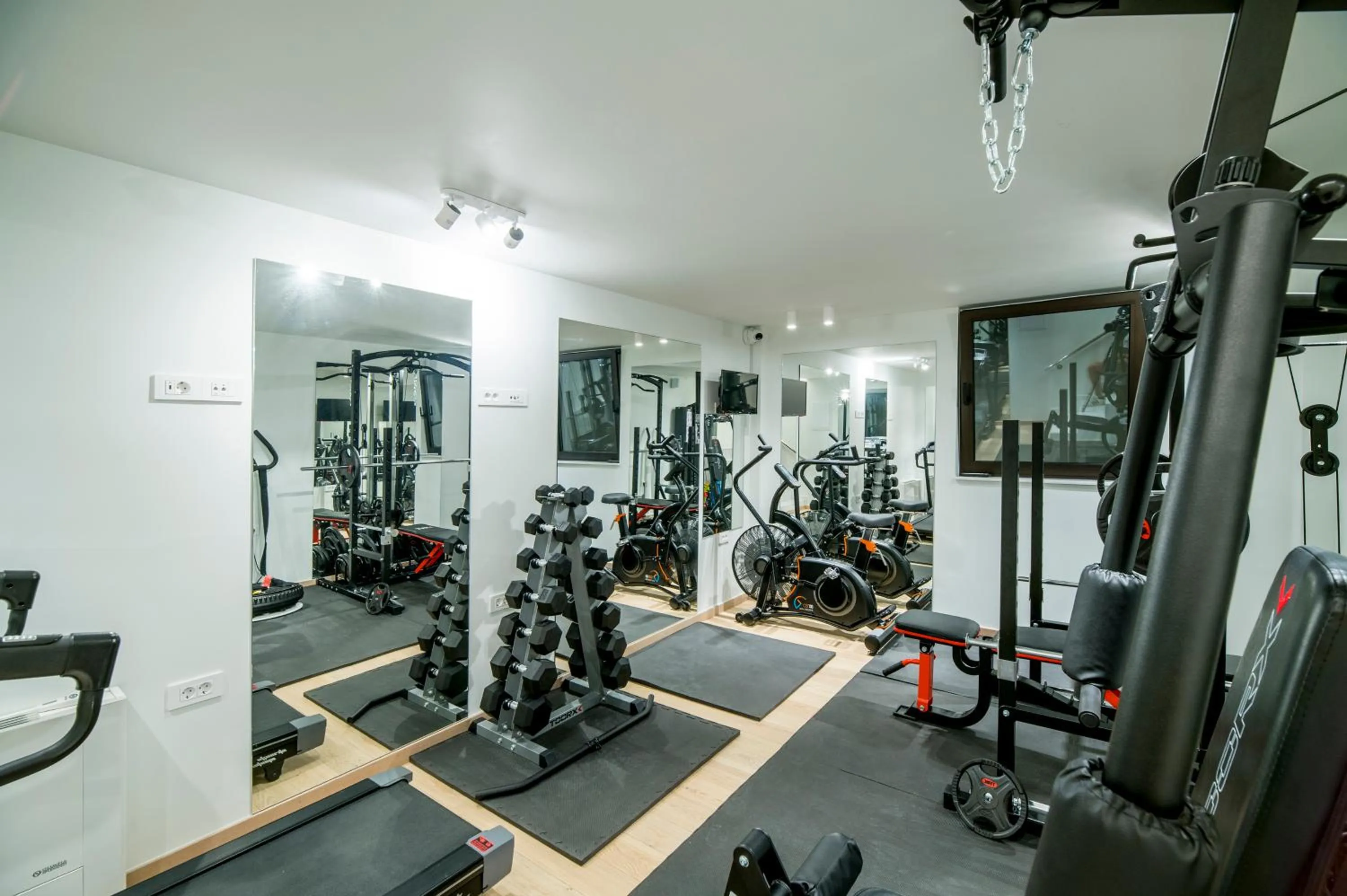 GM exclusive Luxury Suites & SPA