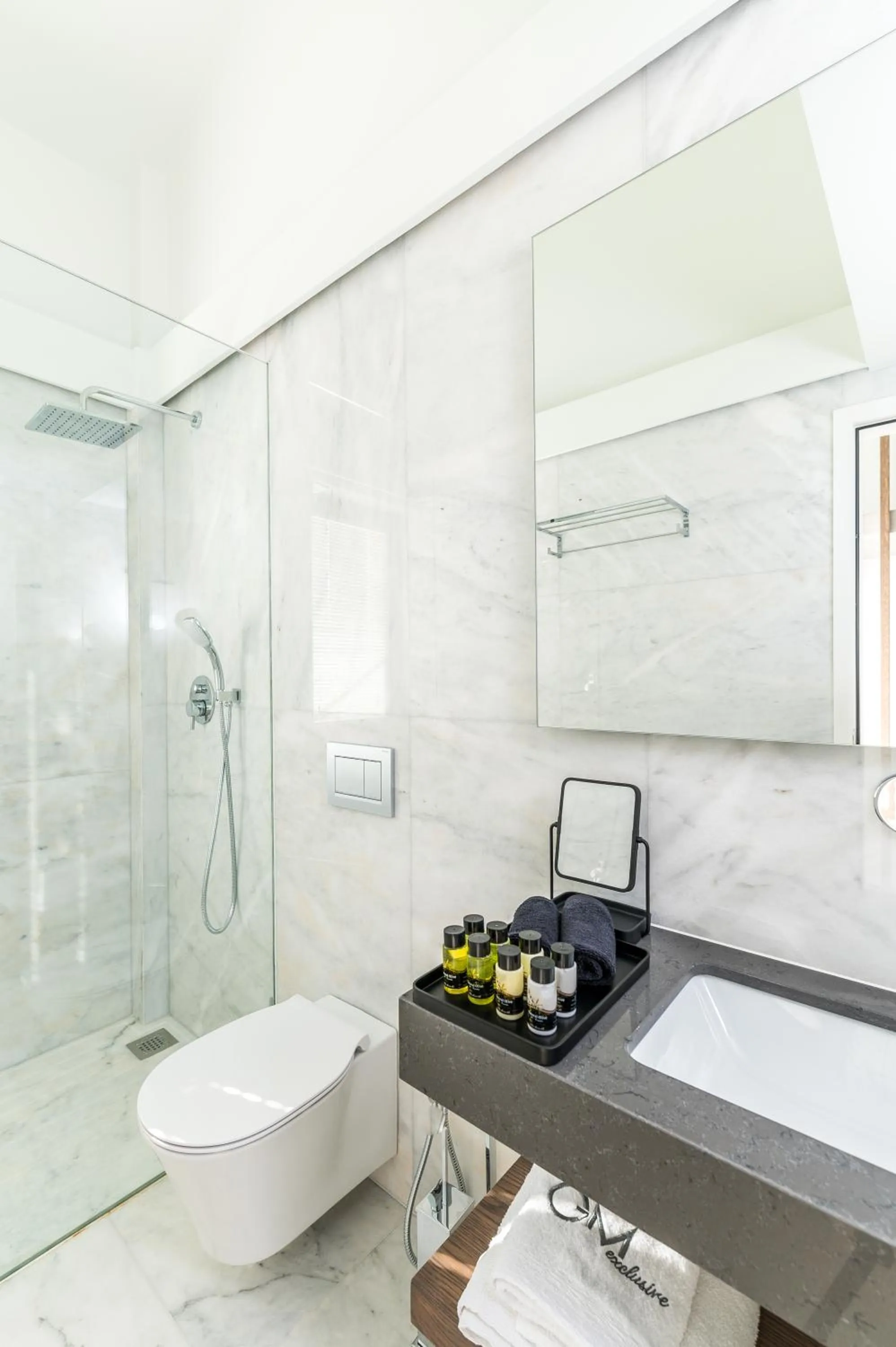 GM exclusive Luxury Suites & SPA