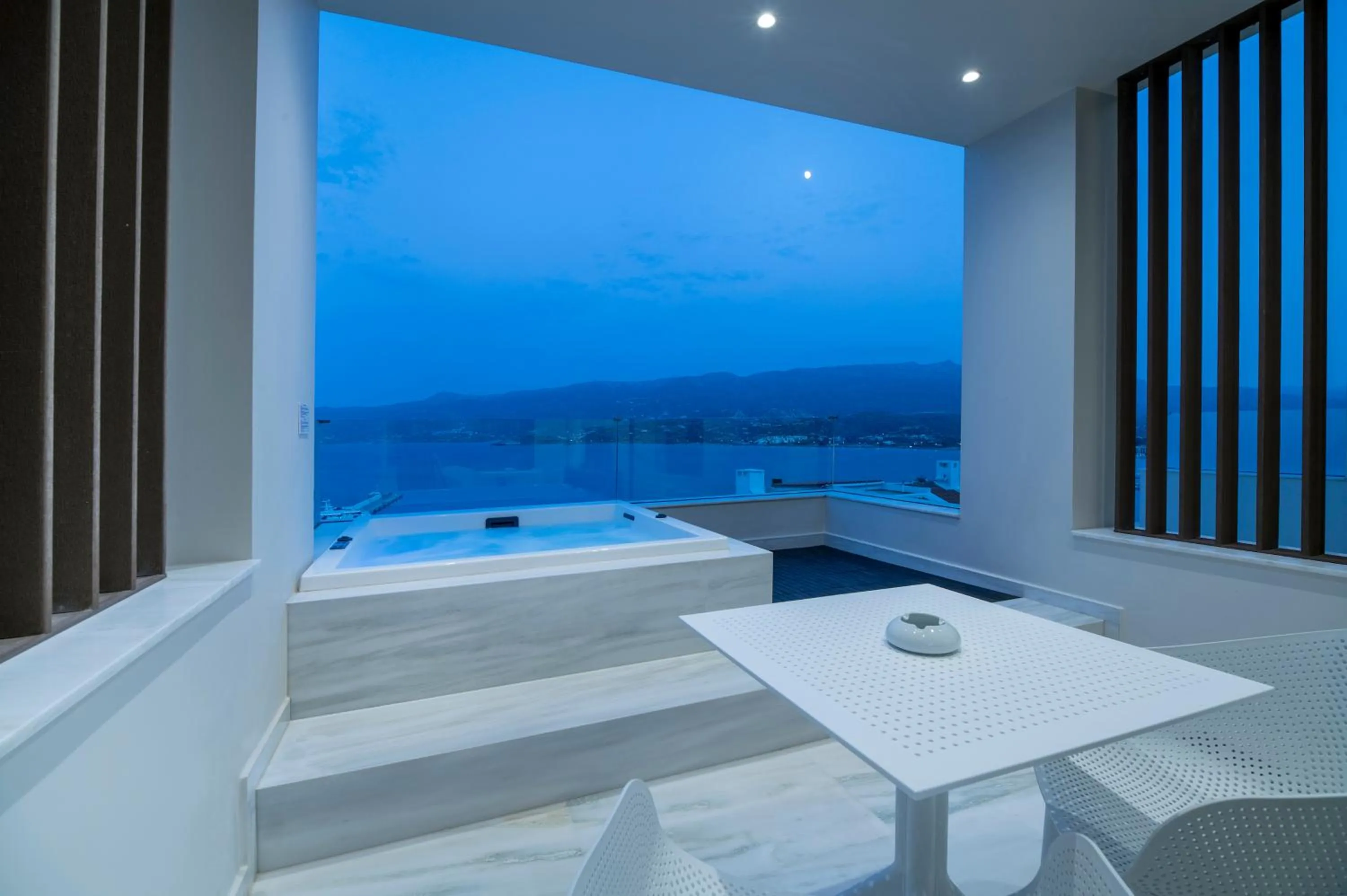 GM exclusive Luxury Suites & SPA