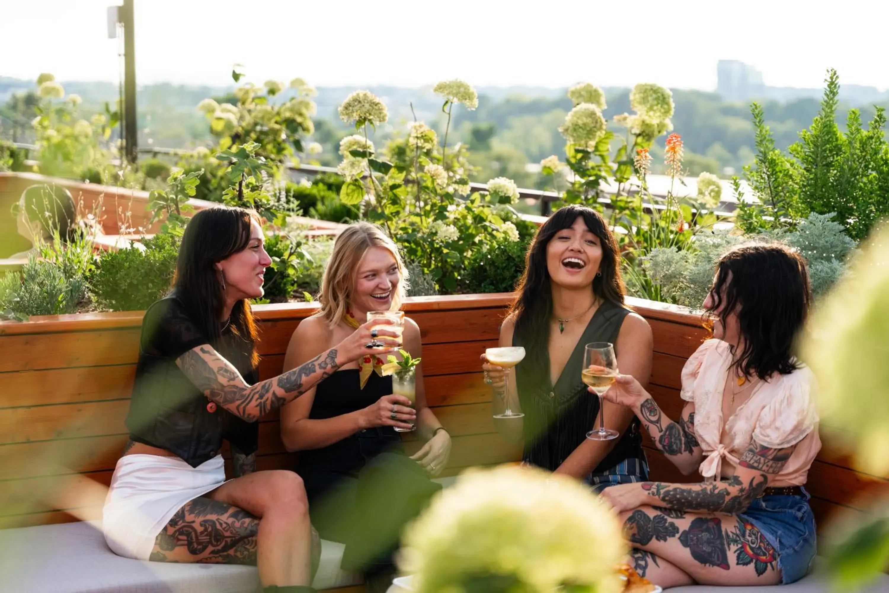 Lounge or bar in Waymore's Guest House Lounge or bar in Waymore's Guest House