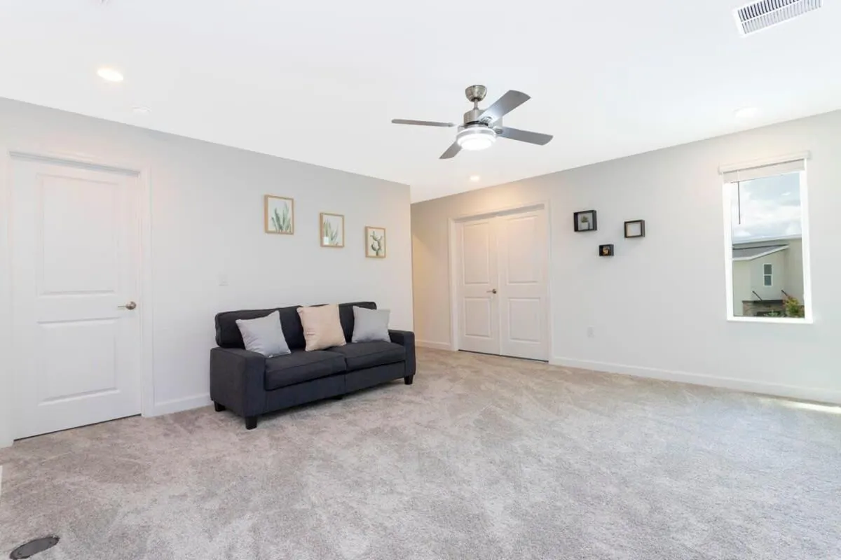 Joyful 8Bd Single Family w Pool @Champions Gate 9262