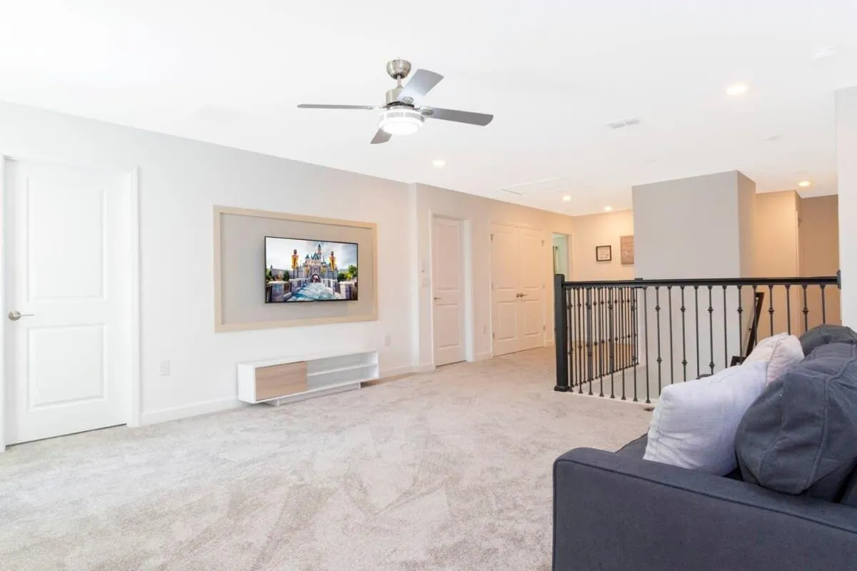 Joyful 8Bd Single Family w Pool @Champions Gate 9262