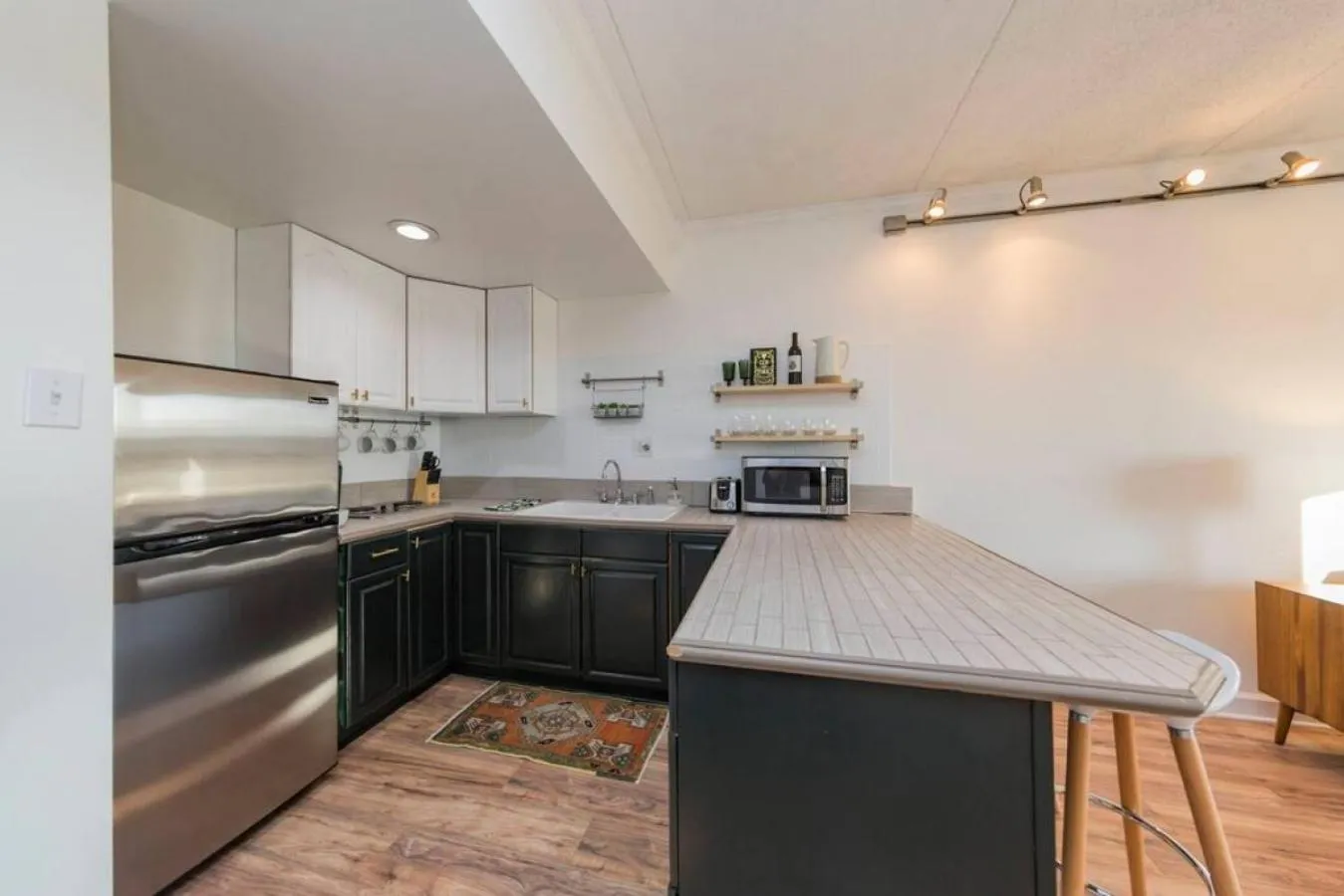 Kitchen or kitchenette in Music Row Retreat with Pool and Free Parking, Walk to Bars!
