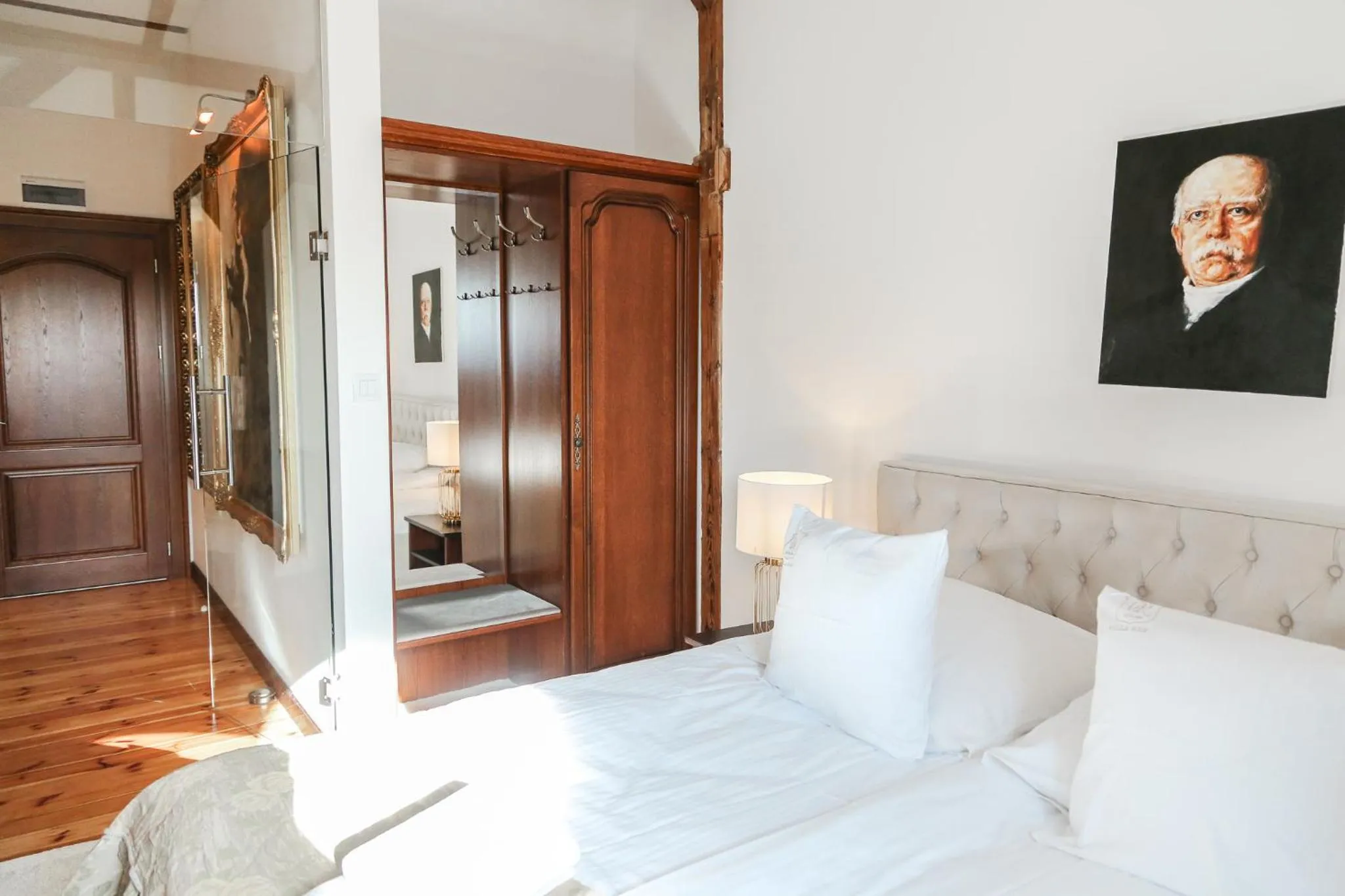 Bed in VILLA RED by COLUMBUS Ustka