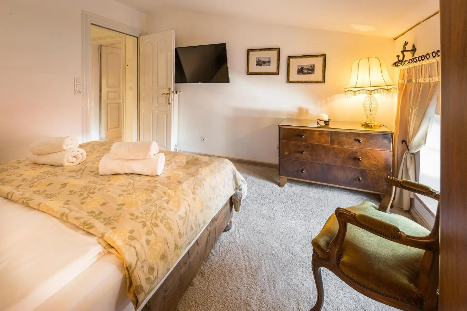 TV and multimedia, Bed in VILLA RED by COLUMBUS Ustka