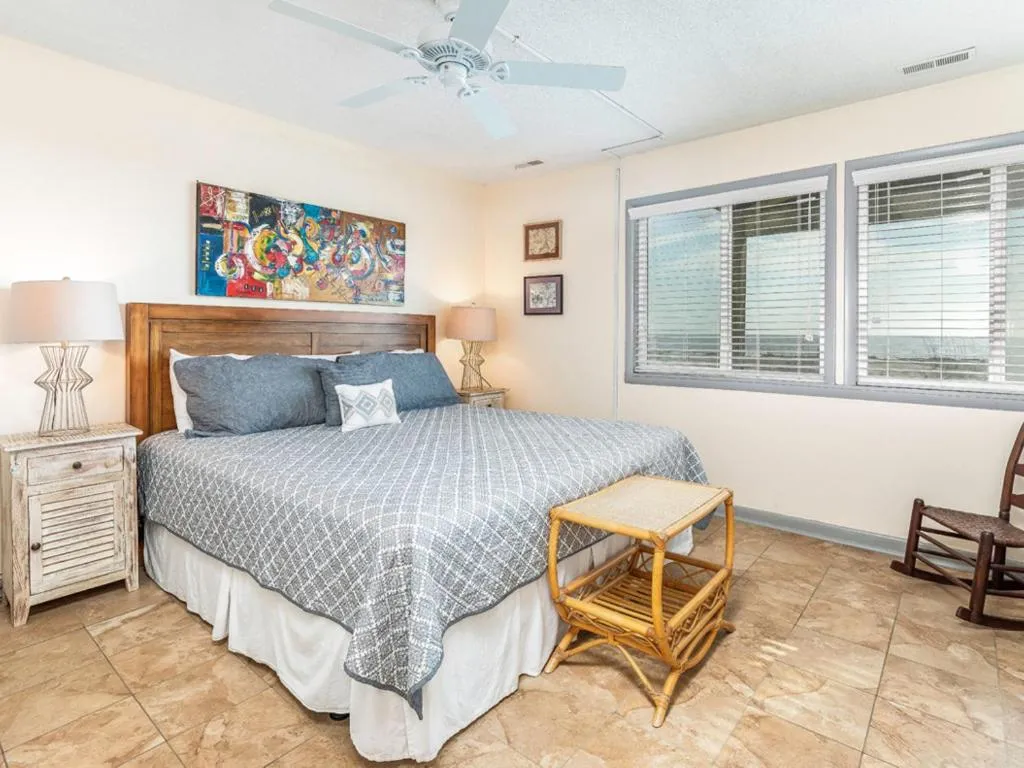 Bed in Tybee Lights 114A