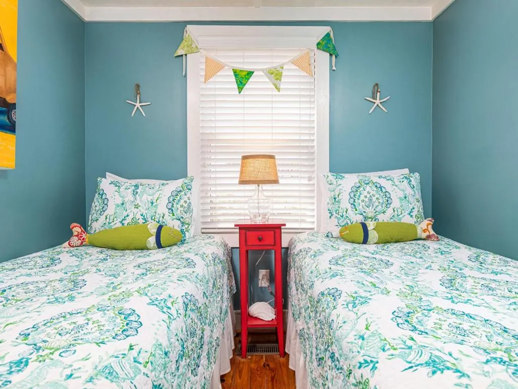 Bed in Mellow Yellow