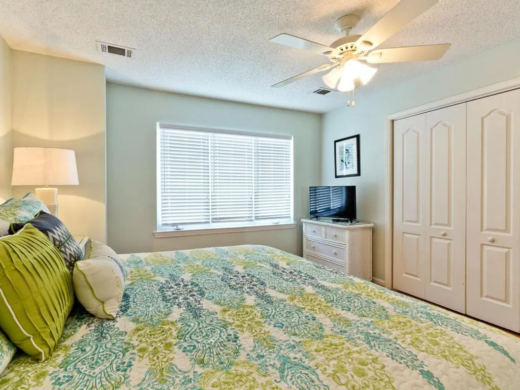 Bed in Atlantic Ocean 3