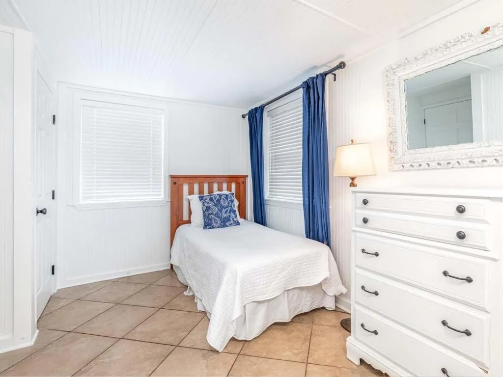 Bed in Bikini Cottage