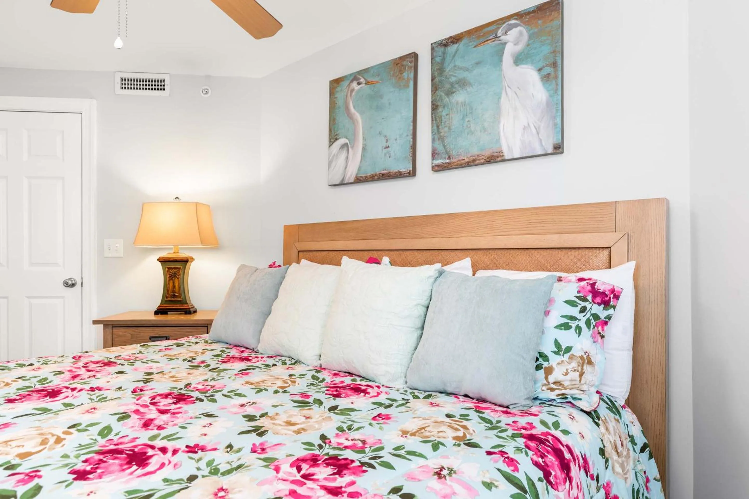 Bed in Captains Watch 8