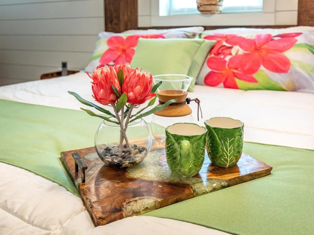 Bed in Gilligans Island