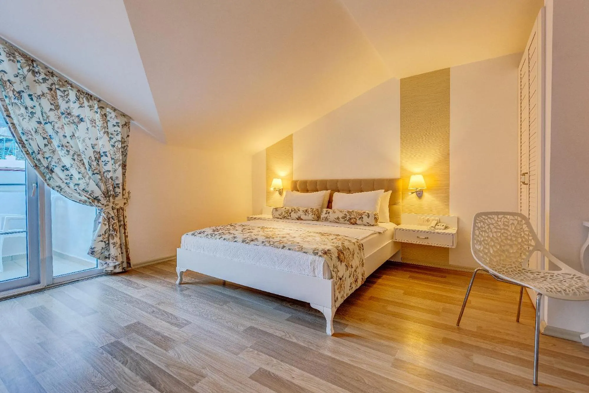 Bed in Monta Verde Hotel & Villas