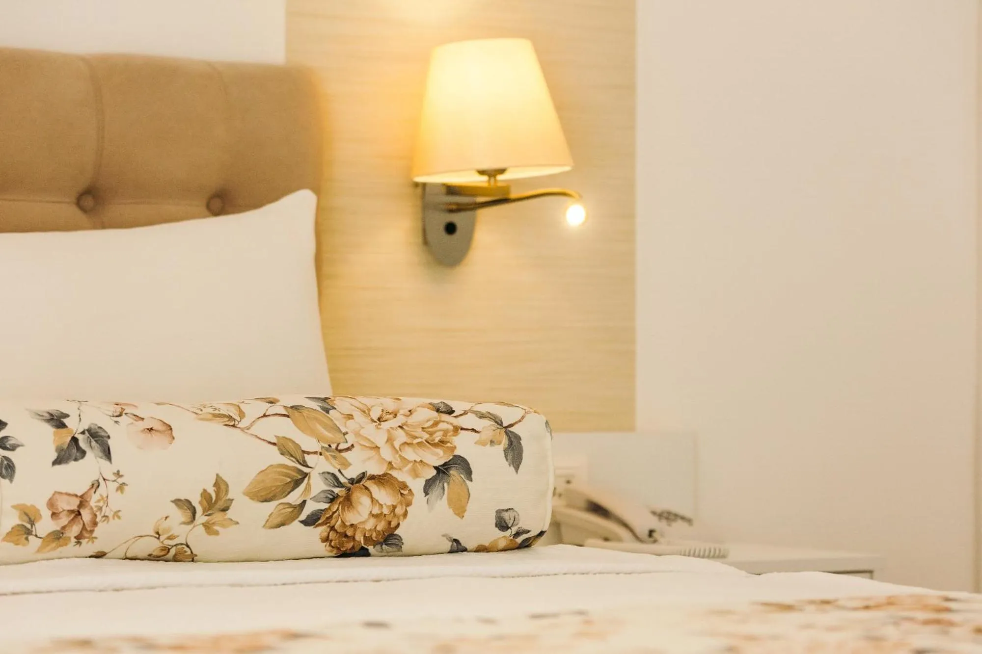 Bed in Monta Verde Hotel & Villas