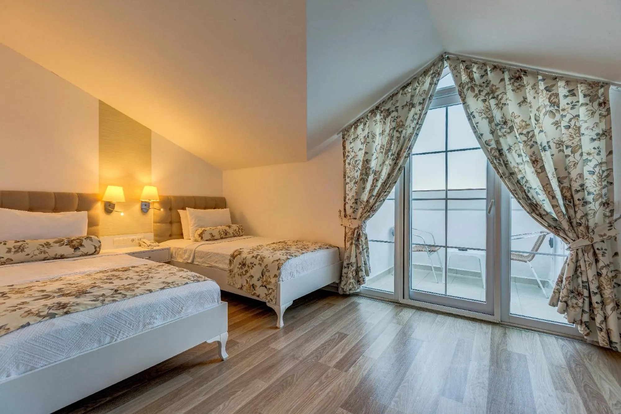 Bed in Monta Verde Hotel & Villas