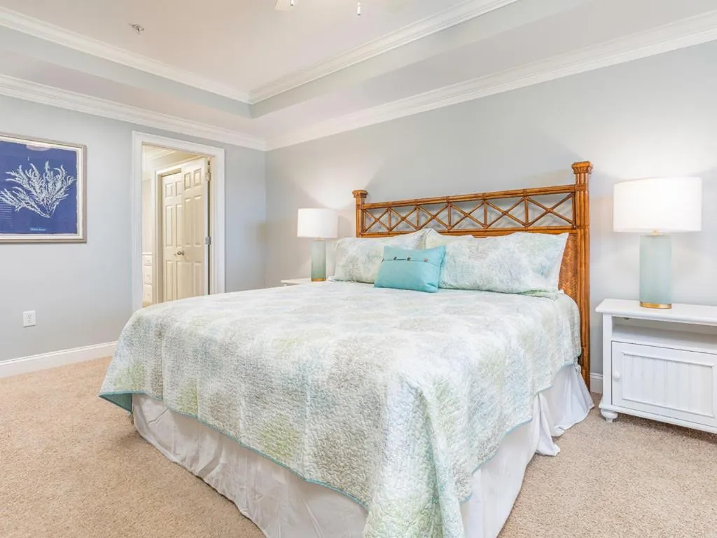 Bed in Brass Rail 206